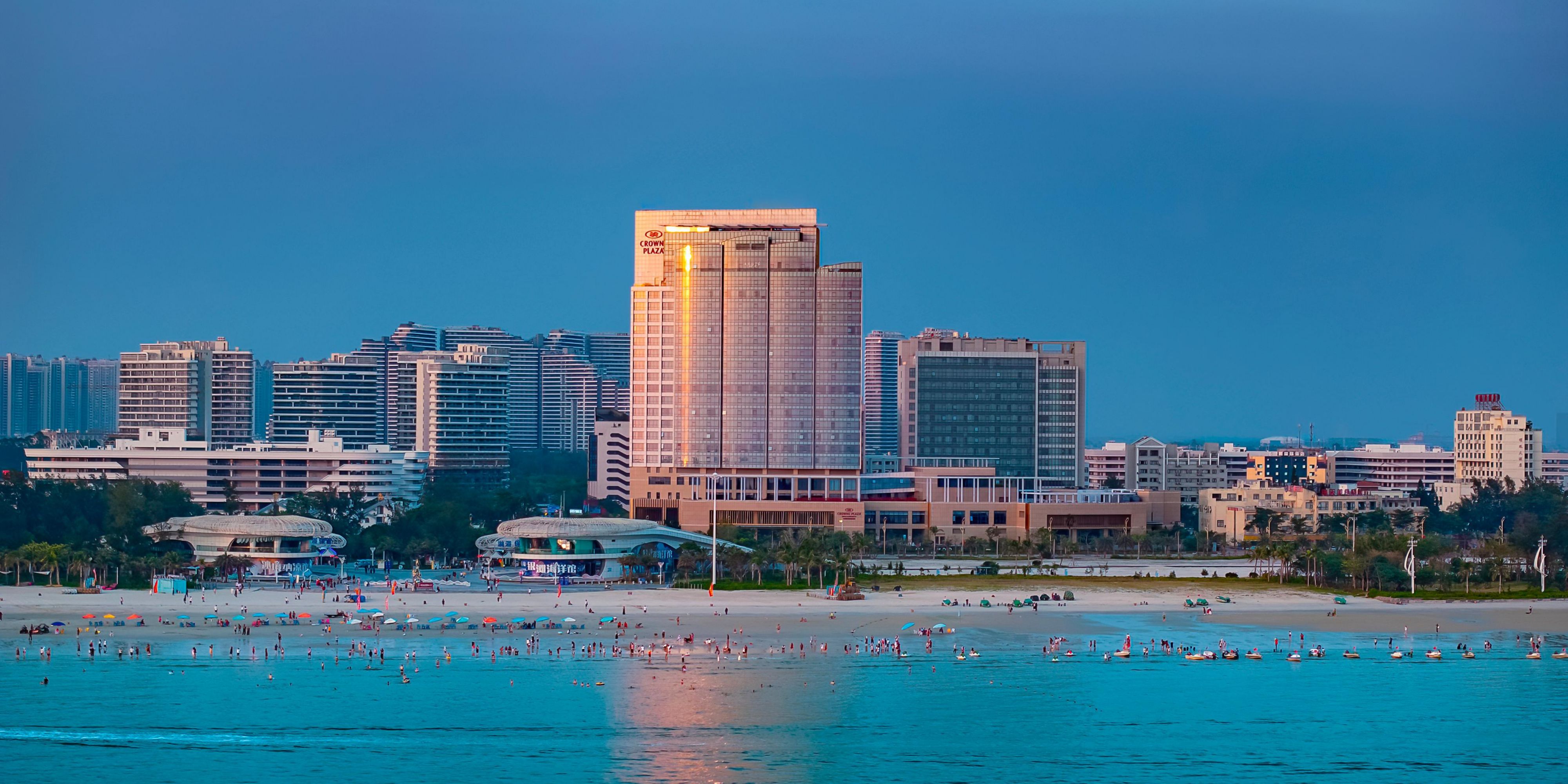 คราวน์ พลาซ่า เป๋ยไห่ ซิลเวอร์ บีช