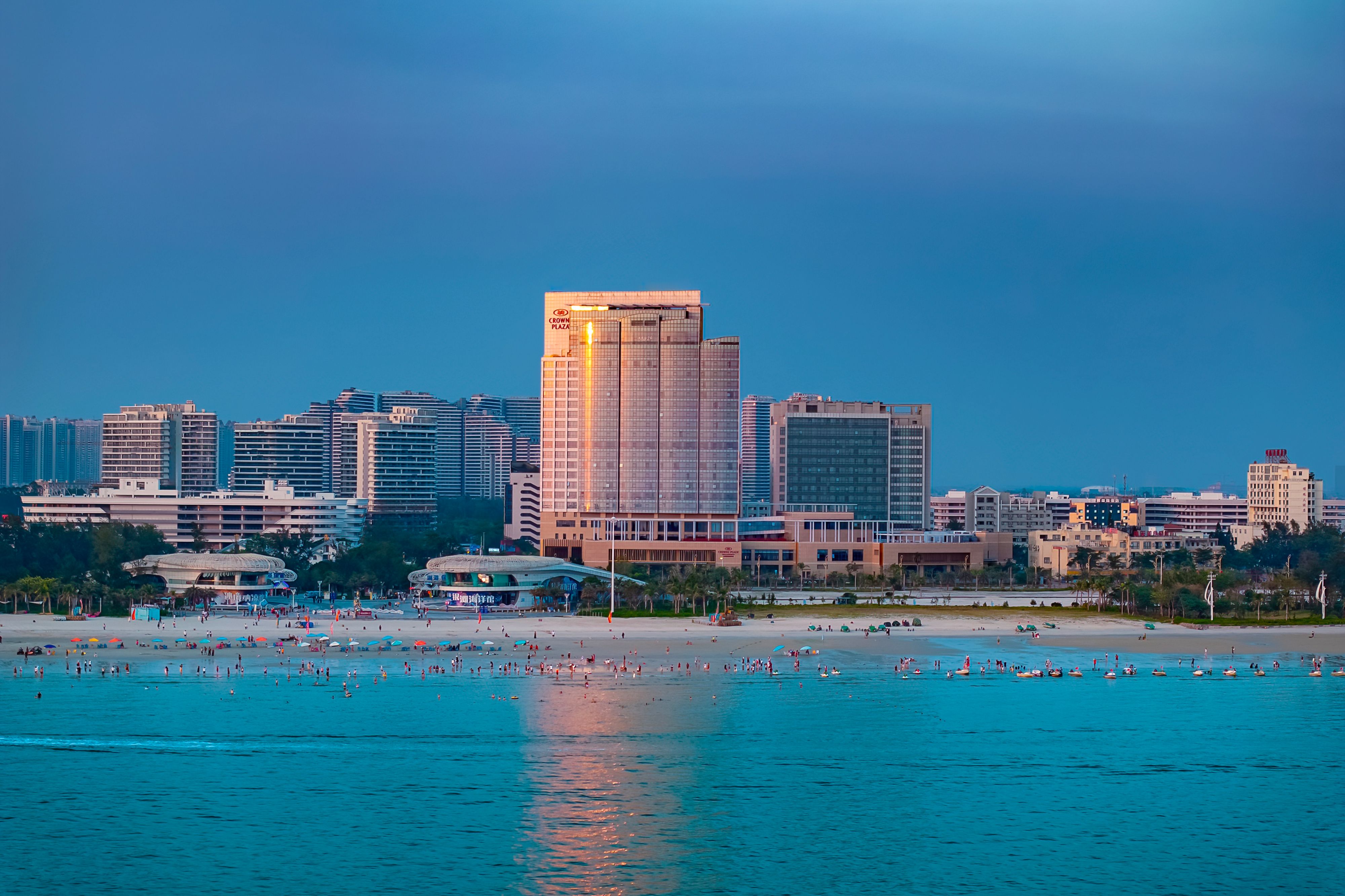 北海银滩皇冠假日酒店