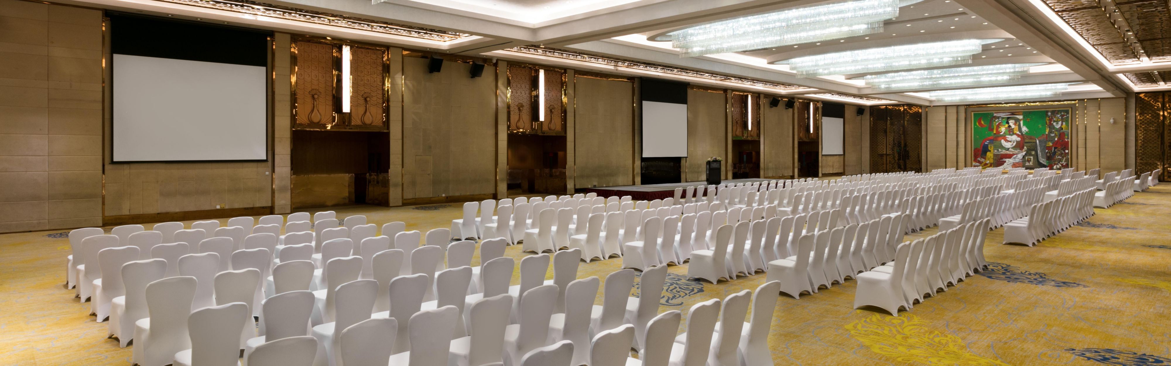 Crowne Plaza 北京新云南皇冠假日酒店 — 酒店会议室租赁