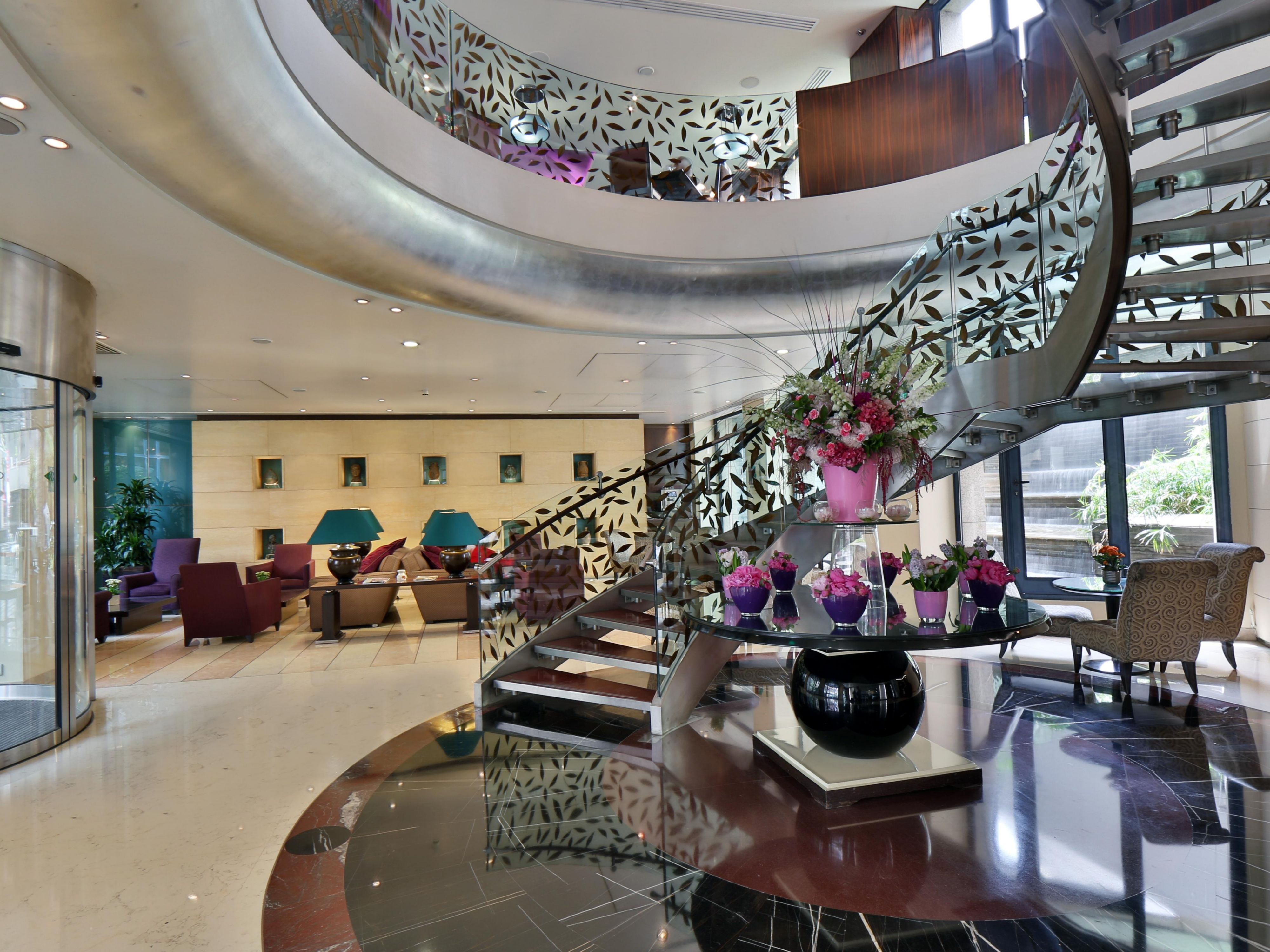 Crowne Plaza Beirut is an ideal city center, 5 stars hotel situated in the heart of Hamra district. It combines luxury and elegance where you can find also huge variety of entertainment, shopping places, banks and a wide variety of restaurants.

It simply meets all the expectations of its guests, making their visit to Lebanon the most memorable.