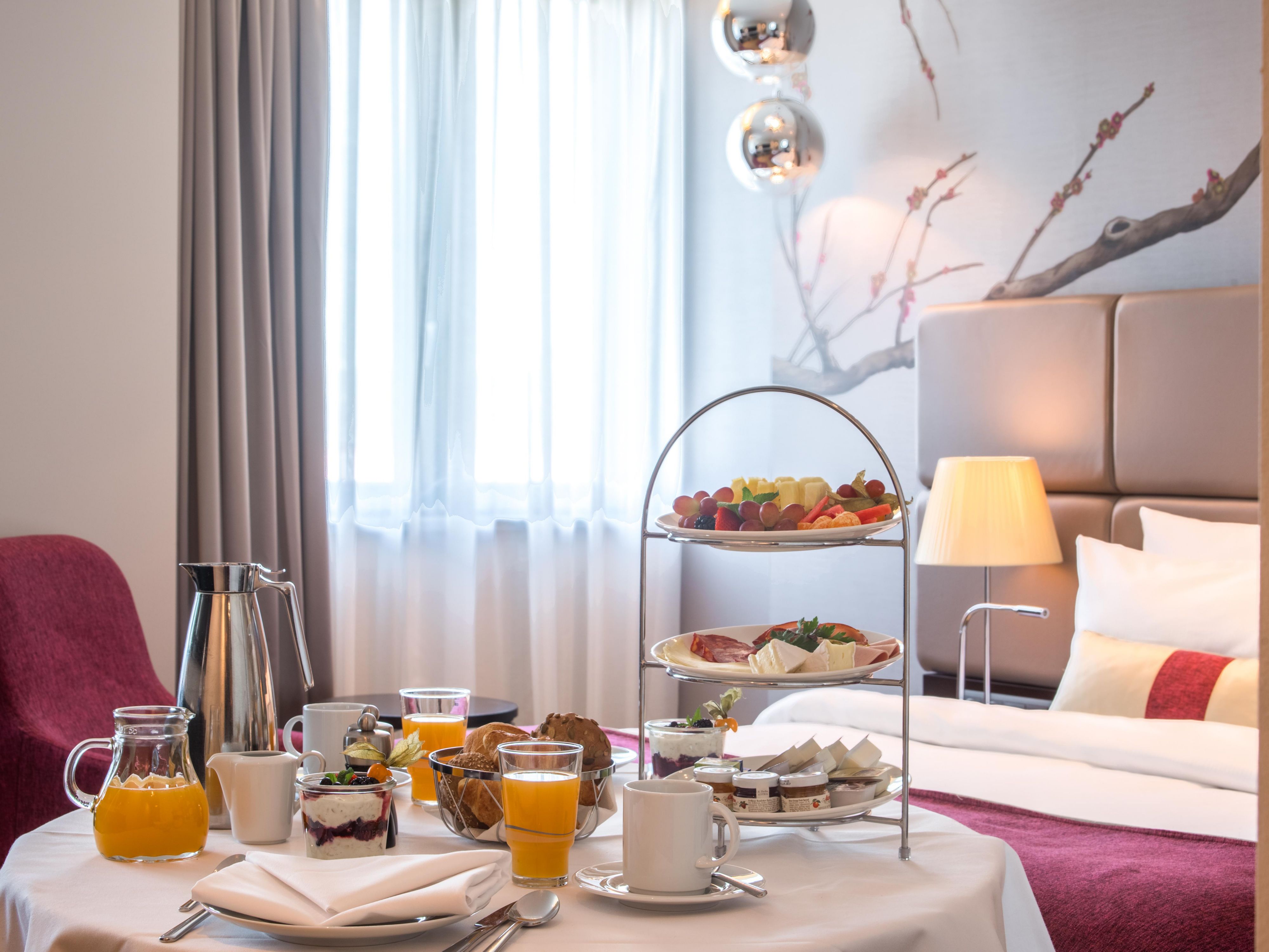 Enjoy a delicious meal in the comfortable atmosphere of your room. 
Our room service is available 24 hours a day, 7 days a week.