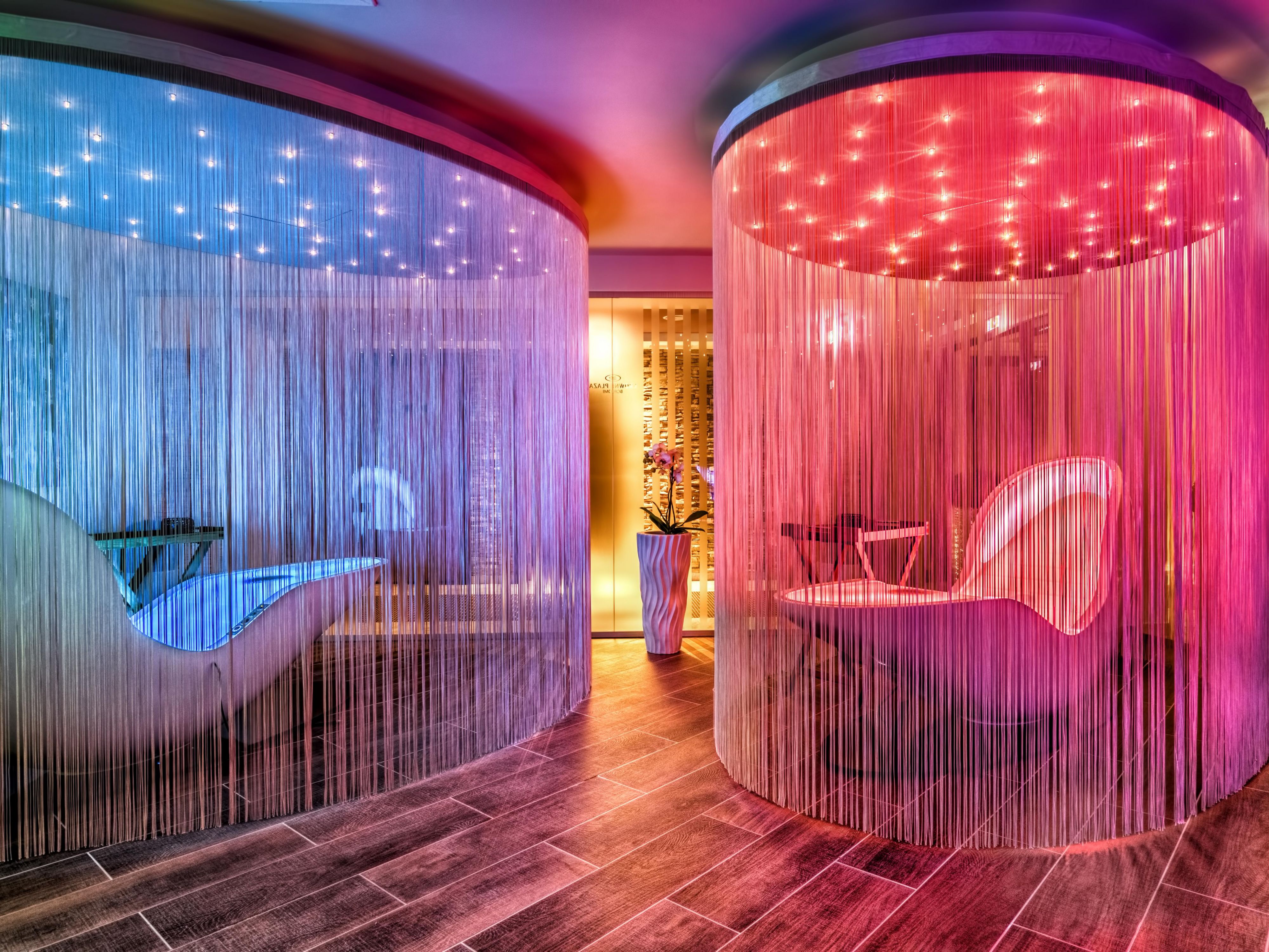 Exclusive Wellness & Spa Centre (2.400 sqm) offers leisure facilities like a swimming pool, saunas, steam rooms, and different relaxing areas, as well as an array of SPA treatments to satisfy the most discerning tastes and needs.