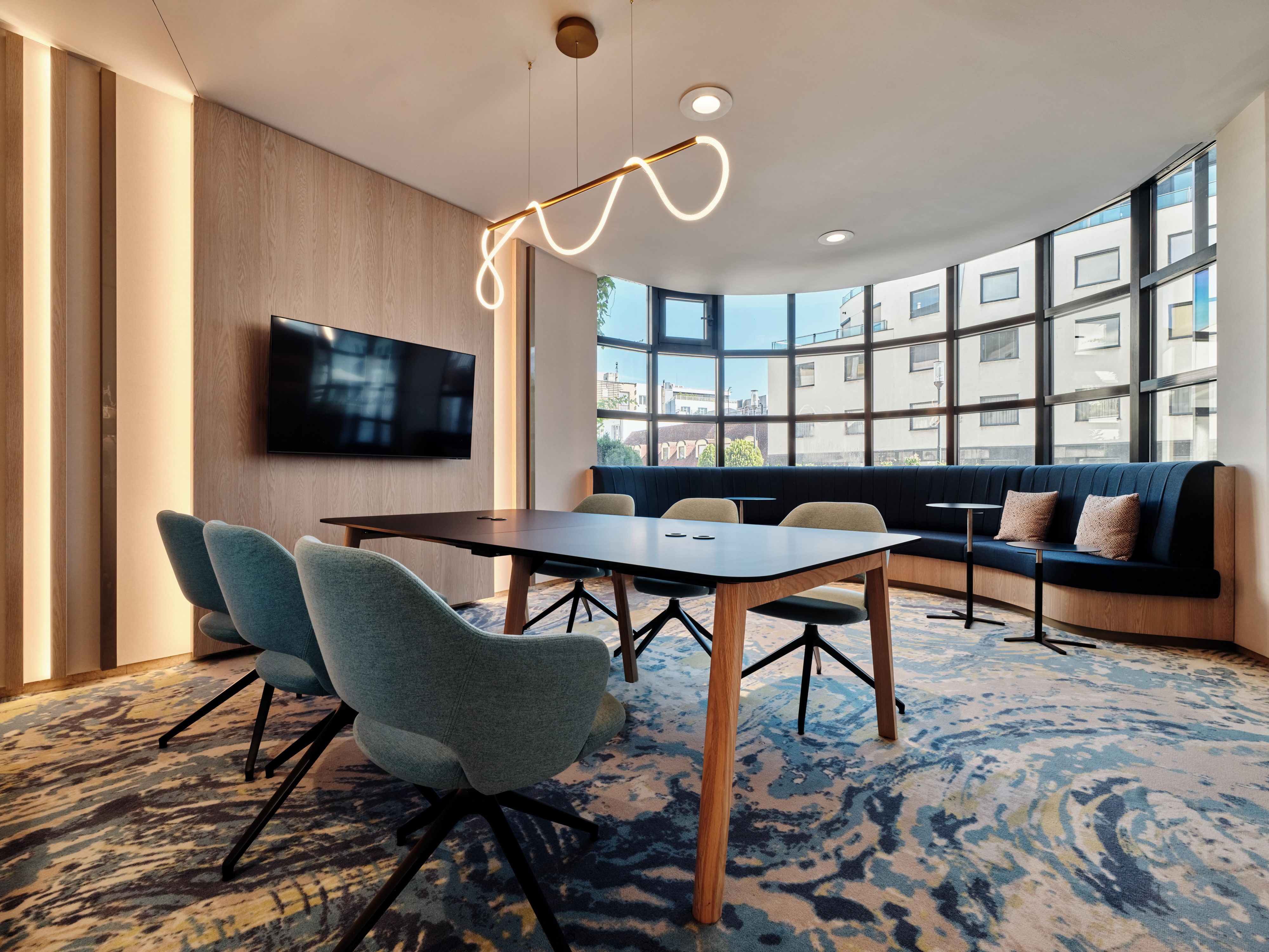 We are delighted to announce that our hotel has been awarded the Slovakia's Best MICE Hotel 2025 by World MICE Awards.

Crowne Plaza Bratislava is the largest conference hotel in Bratislava, thanks to its 14 conference rooms of more than 1,200 m² that can accommodate up to 800 guests. 