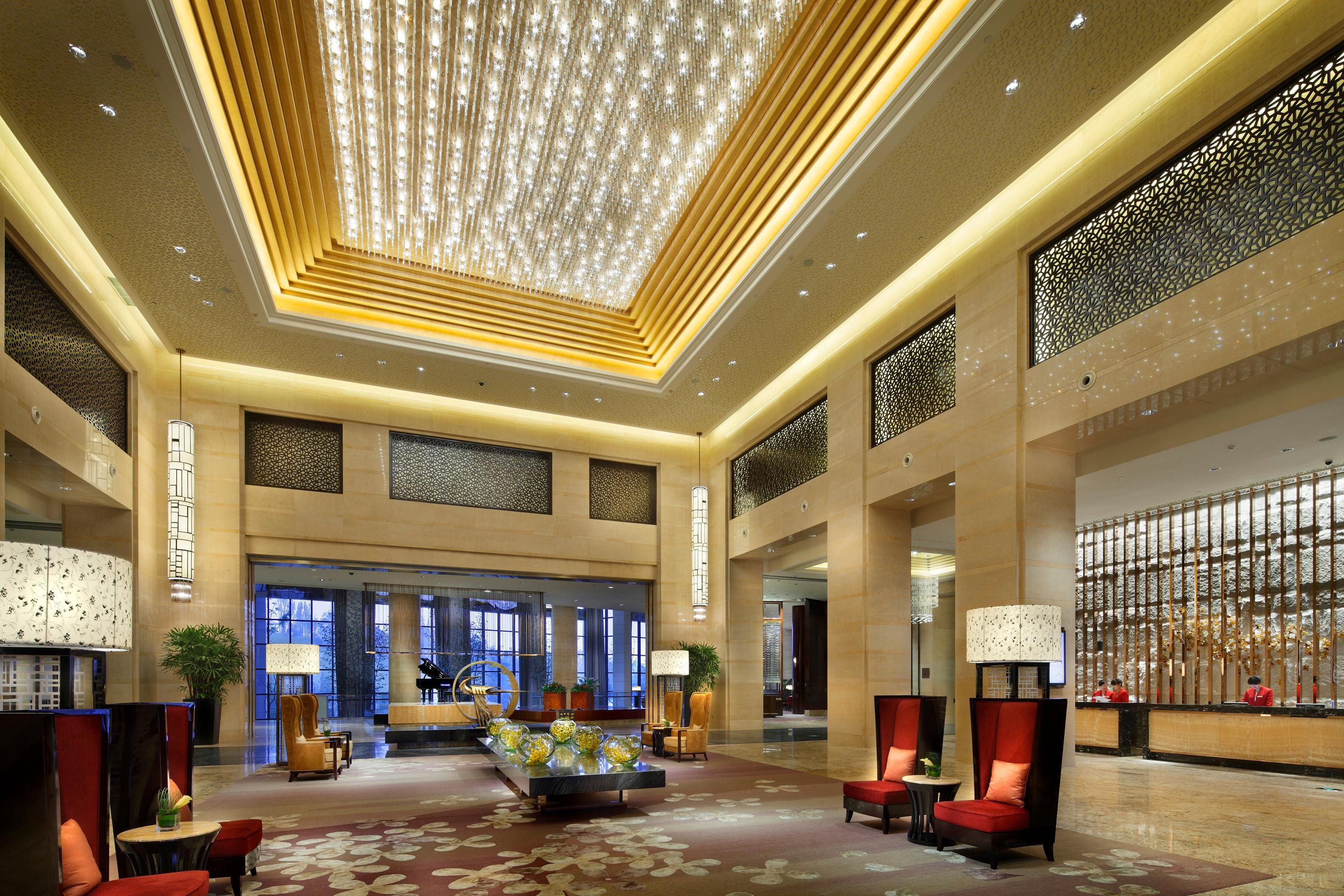 ctupg-crowneplaza-crowneplazachengdupandagarden-af200-hotel lobby