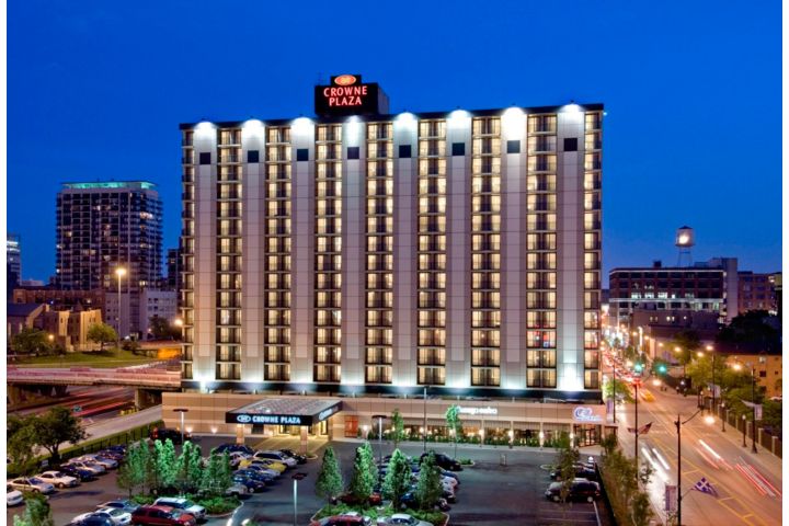 Crowne Plaza Chicago West Loop