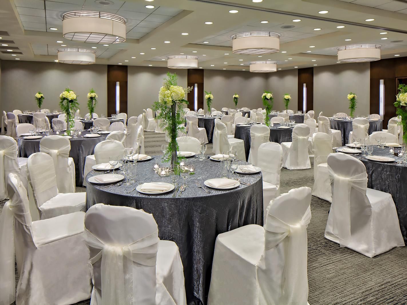 Our hotel makes for an ideal wedding venue in Chicago. See your wedding dreams come true in our grand ballroom. Our team will be happy to help you plan a memorable wedding that you and your guests are sure to treasure for years to come. Request a room block so all your guests can stay in our spacious rooms or even have a post-wedding brunch.