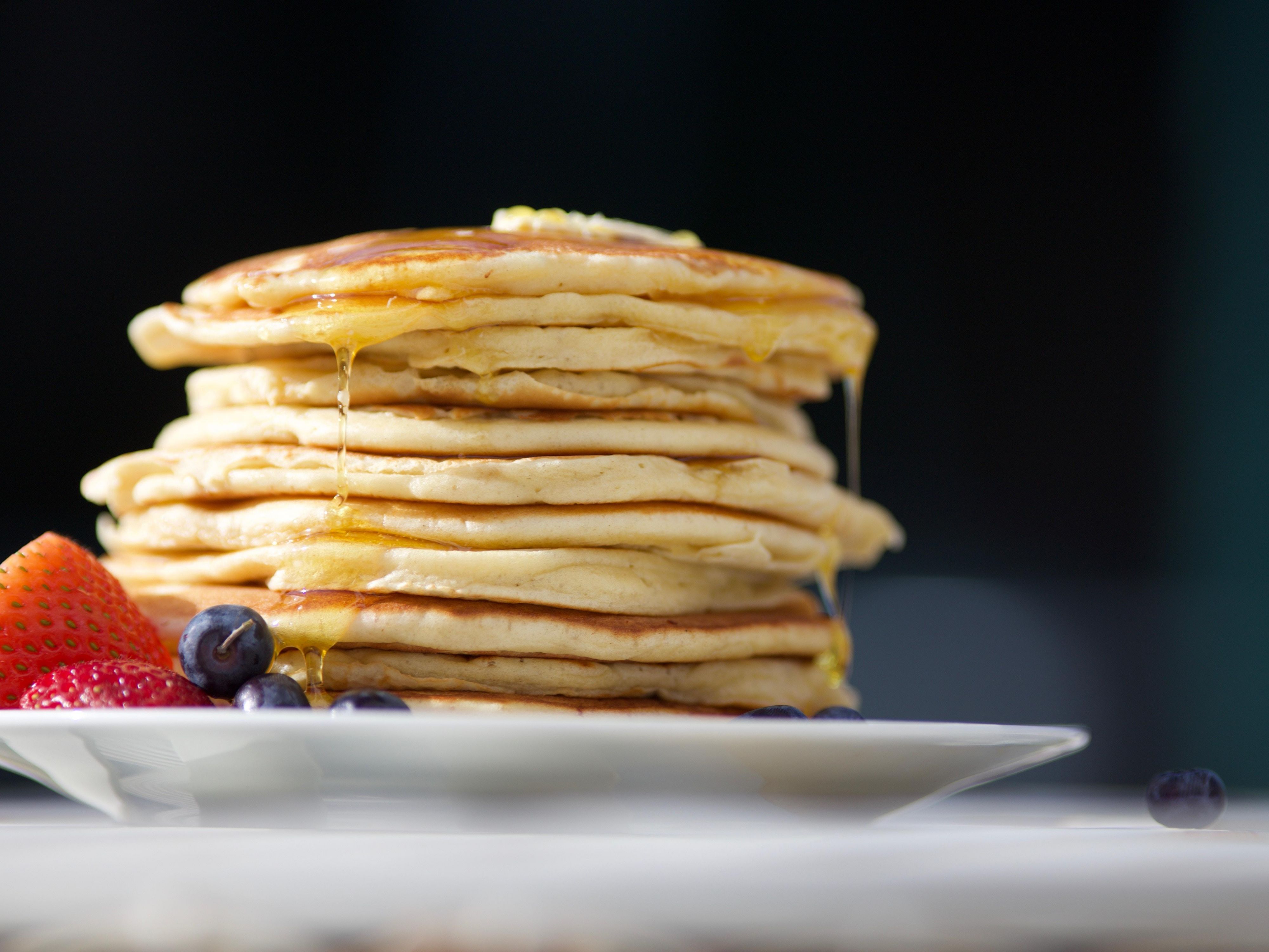 Please join us for breakfast, Monday - Friday. 6am-10am in Rye Deli located in the lobby level.