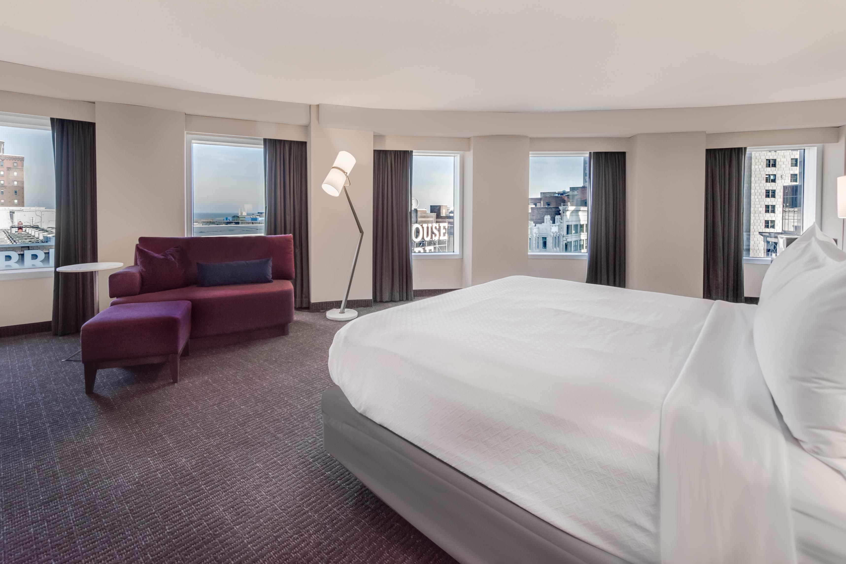 Crowne plaza cleveland at playhouse square