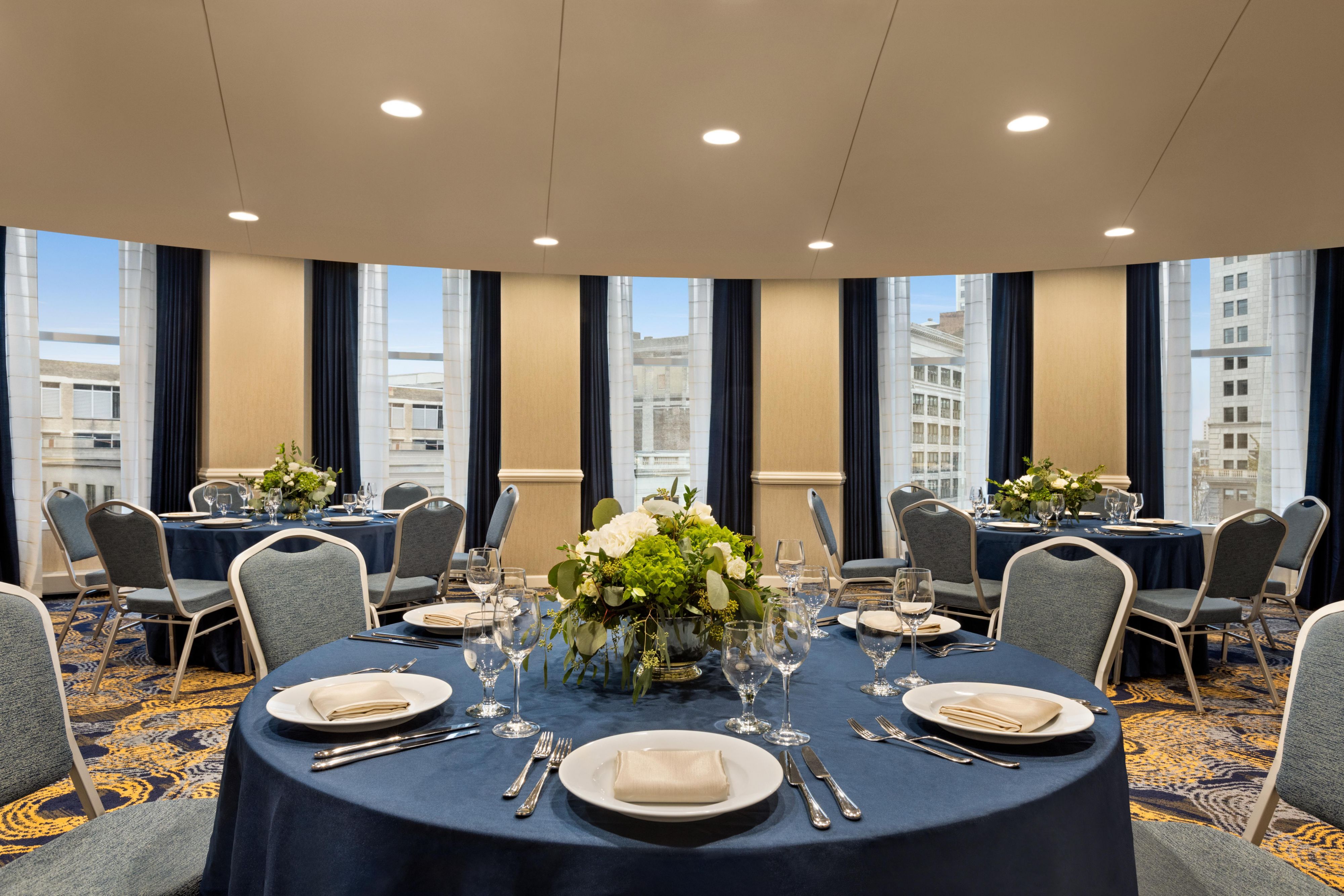 Roxy Meeting Room