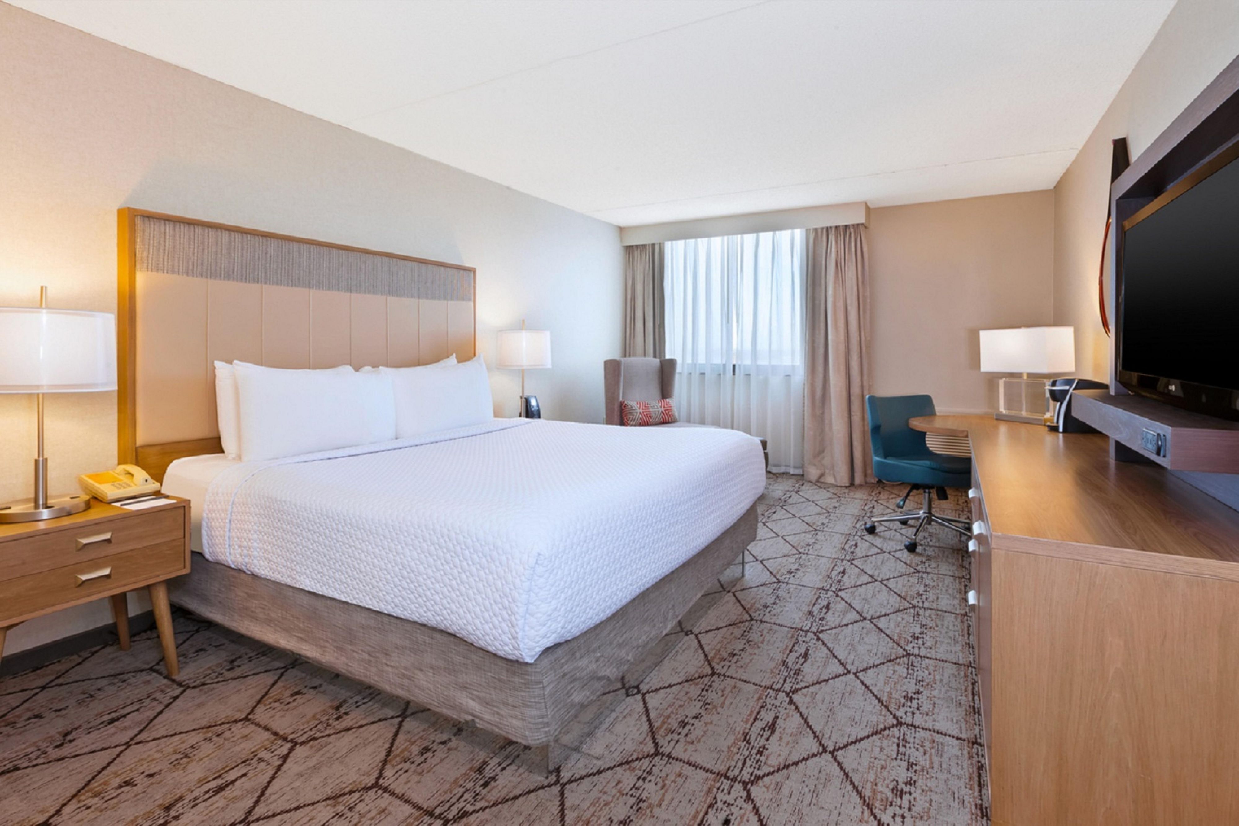 Premium Hotel in city Crowne Plaza Columbus North- Worthington