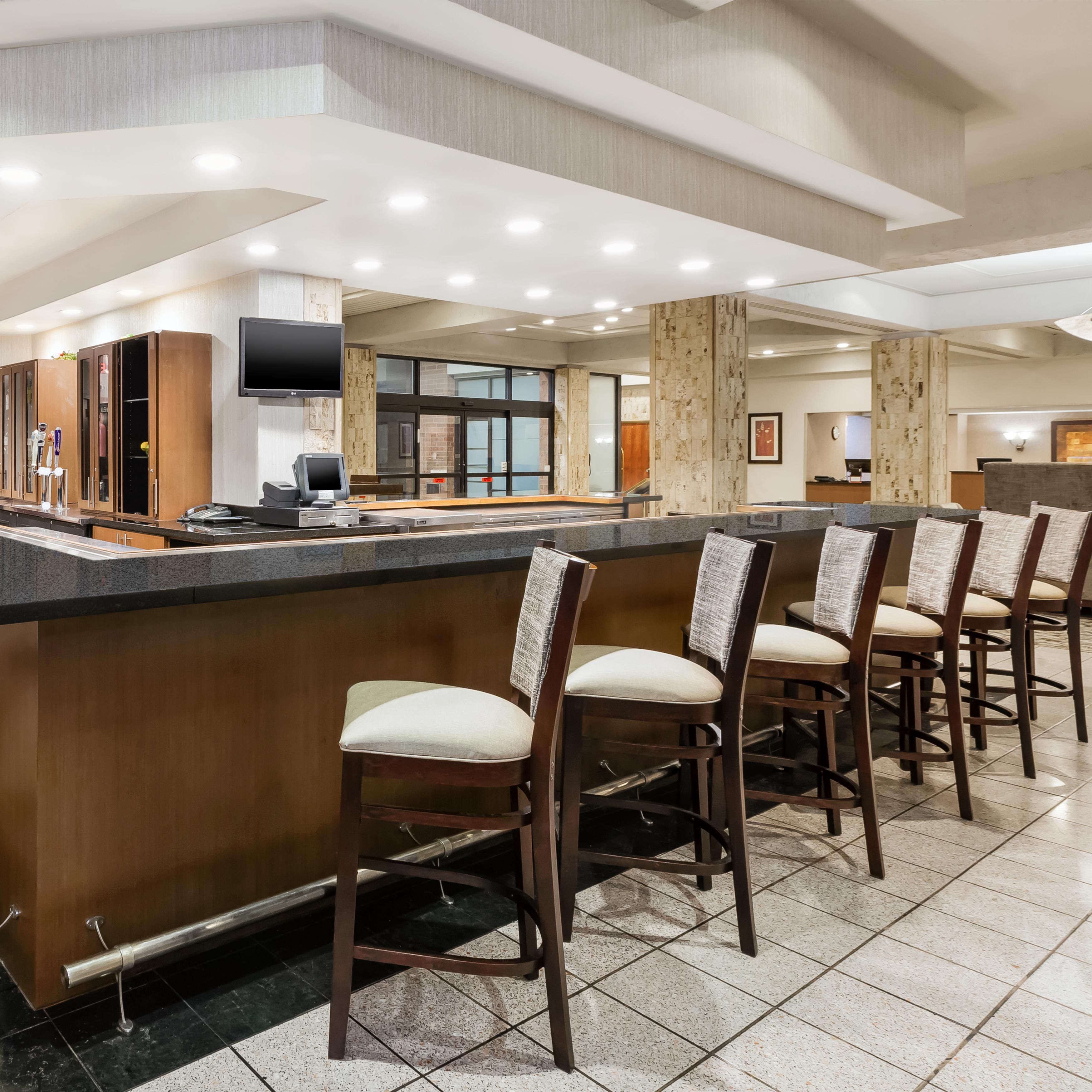 Enjoy a favorite drink at the Lobby Bar. Open at 2pm daily.