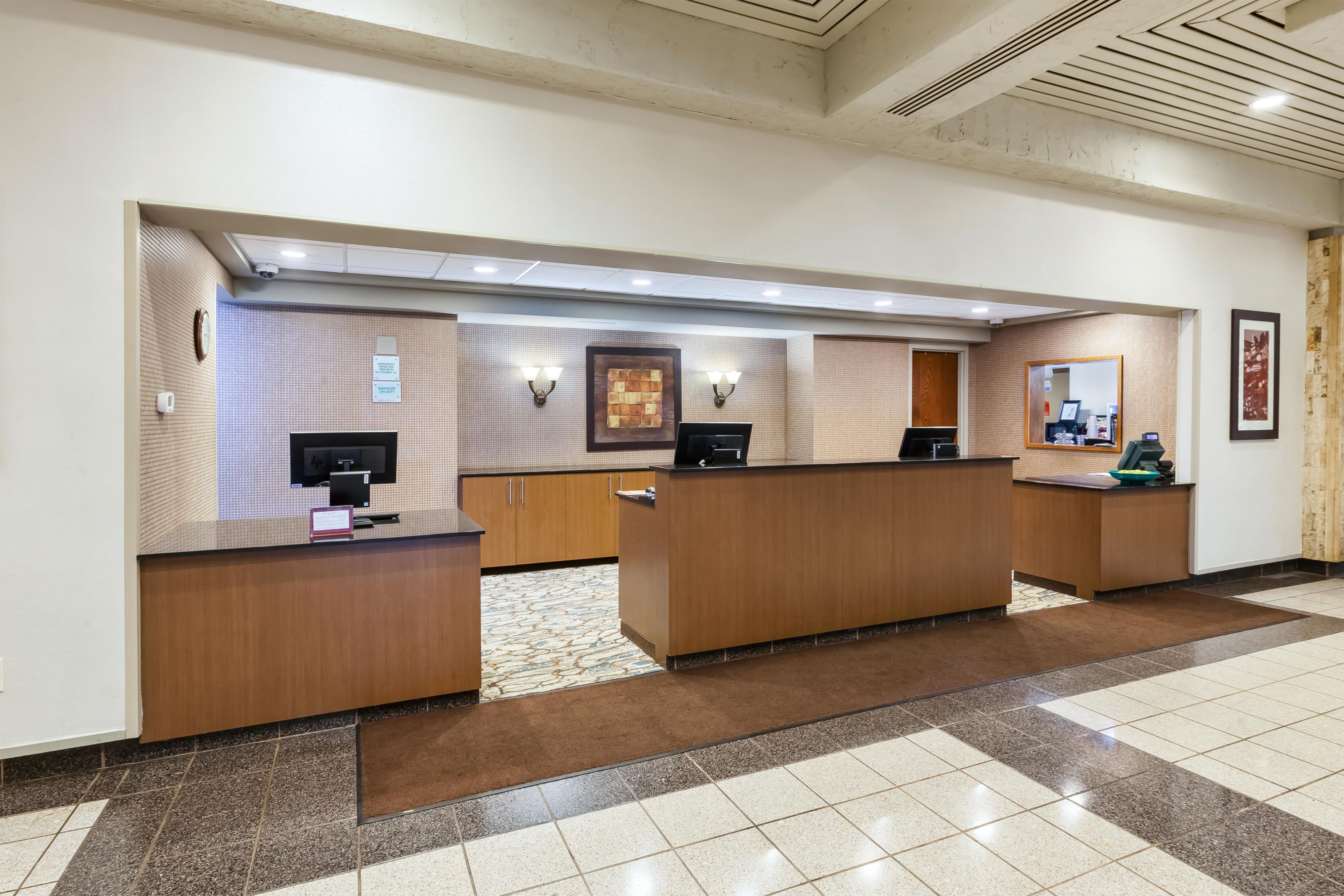 Welcome to the Crowne Plaza Columbus North Worthington