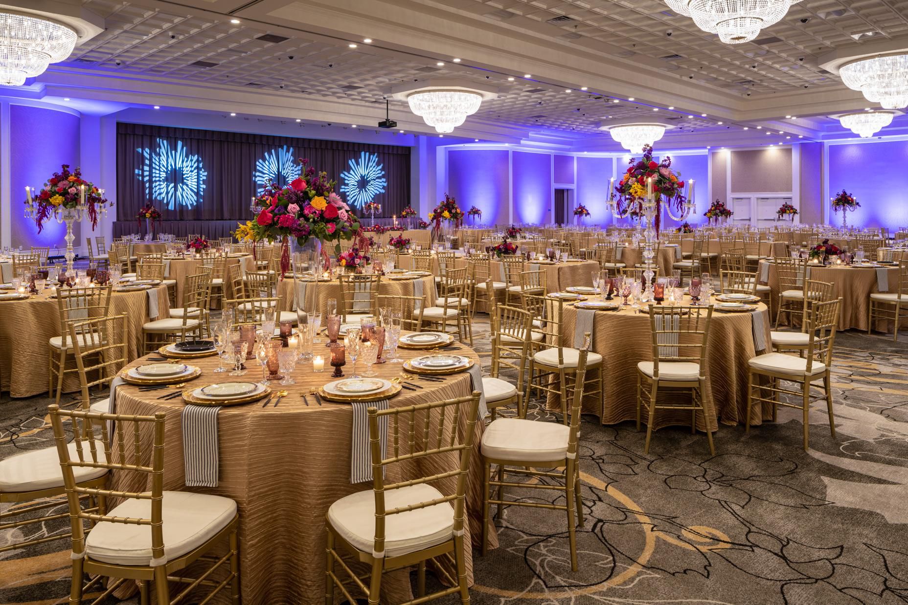 14,000 sq ft ballroom with 19&#39; ceilings &amp; full stage, six sections