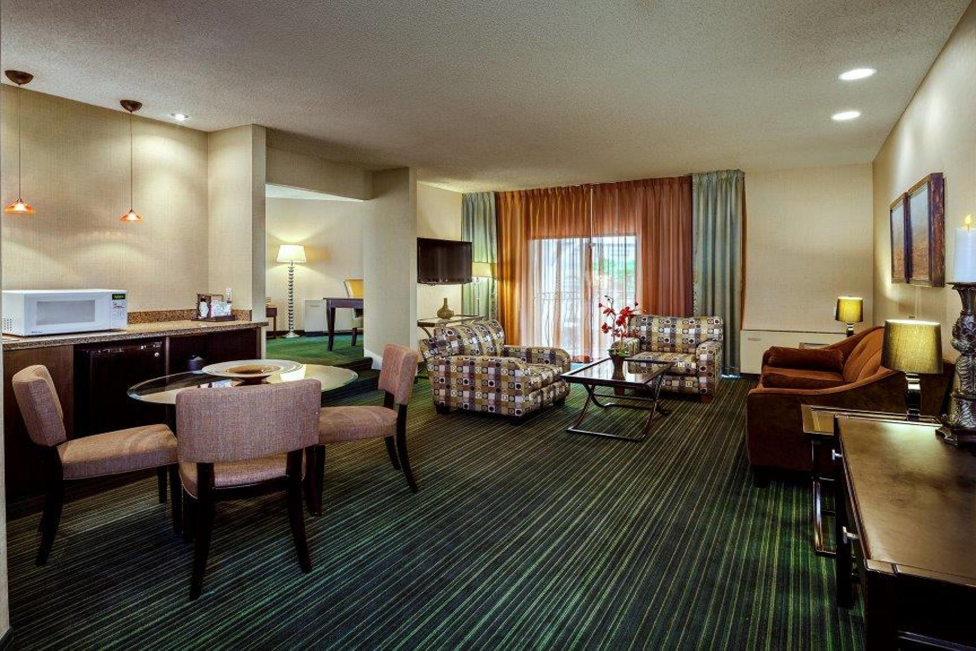 Stay in our upscale and elegant Presidential Suite