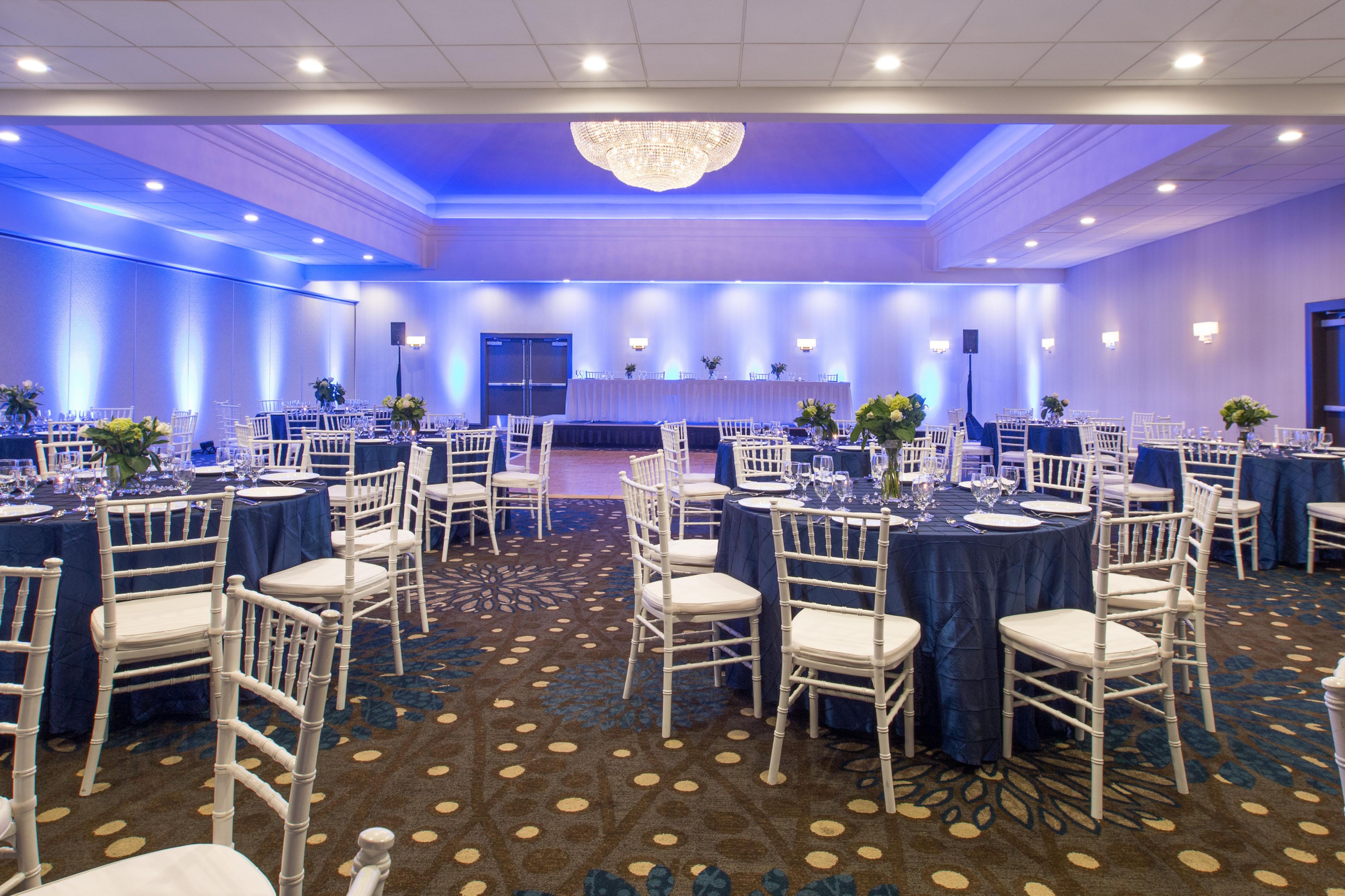 Let us take care of you and your event in our Ball Room.