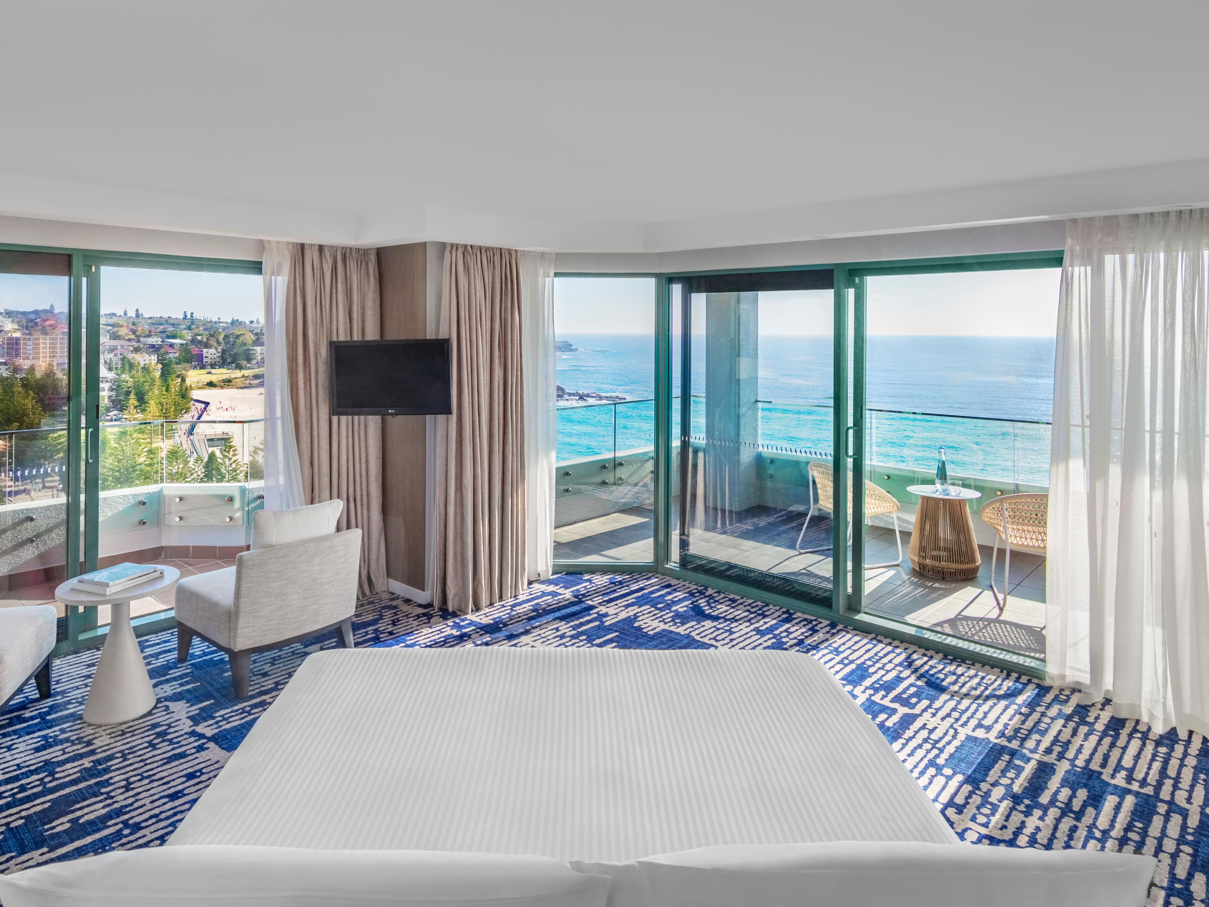 Twin Ocean View room with partial ocean view