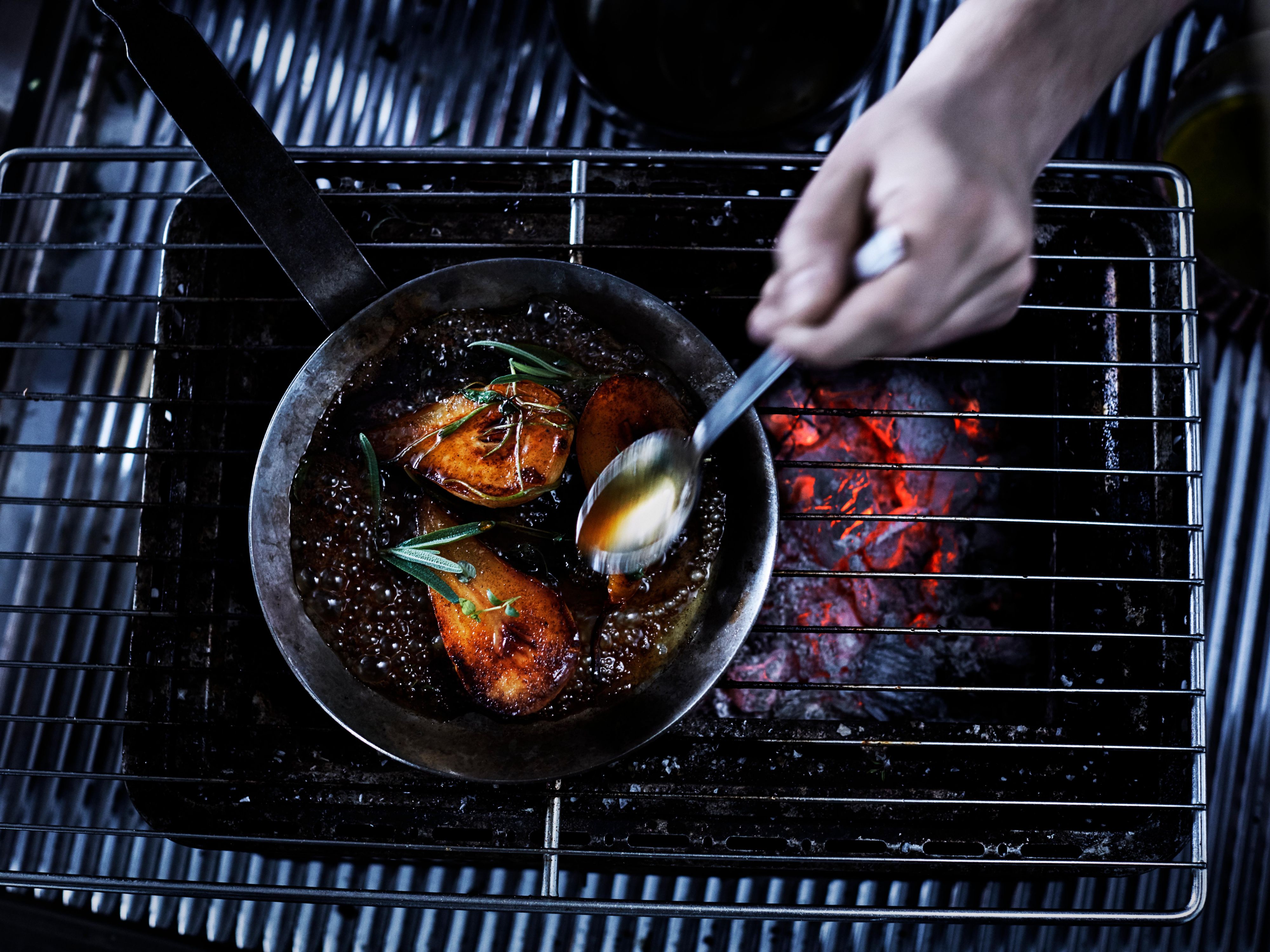 Enjoy a meal or a delicious cocktail at Restaurant BARK located in our beautiful atrium surrounded by full-grown trees. BARK creates no-nonsense gourmet experiences where Danish and American classics are combined in new ways and prepared on the open grill.
