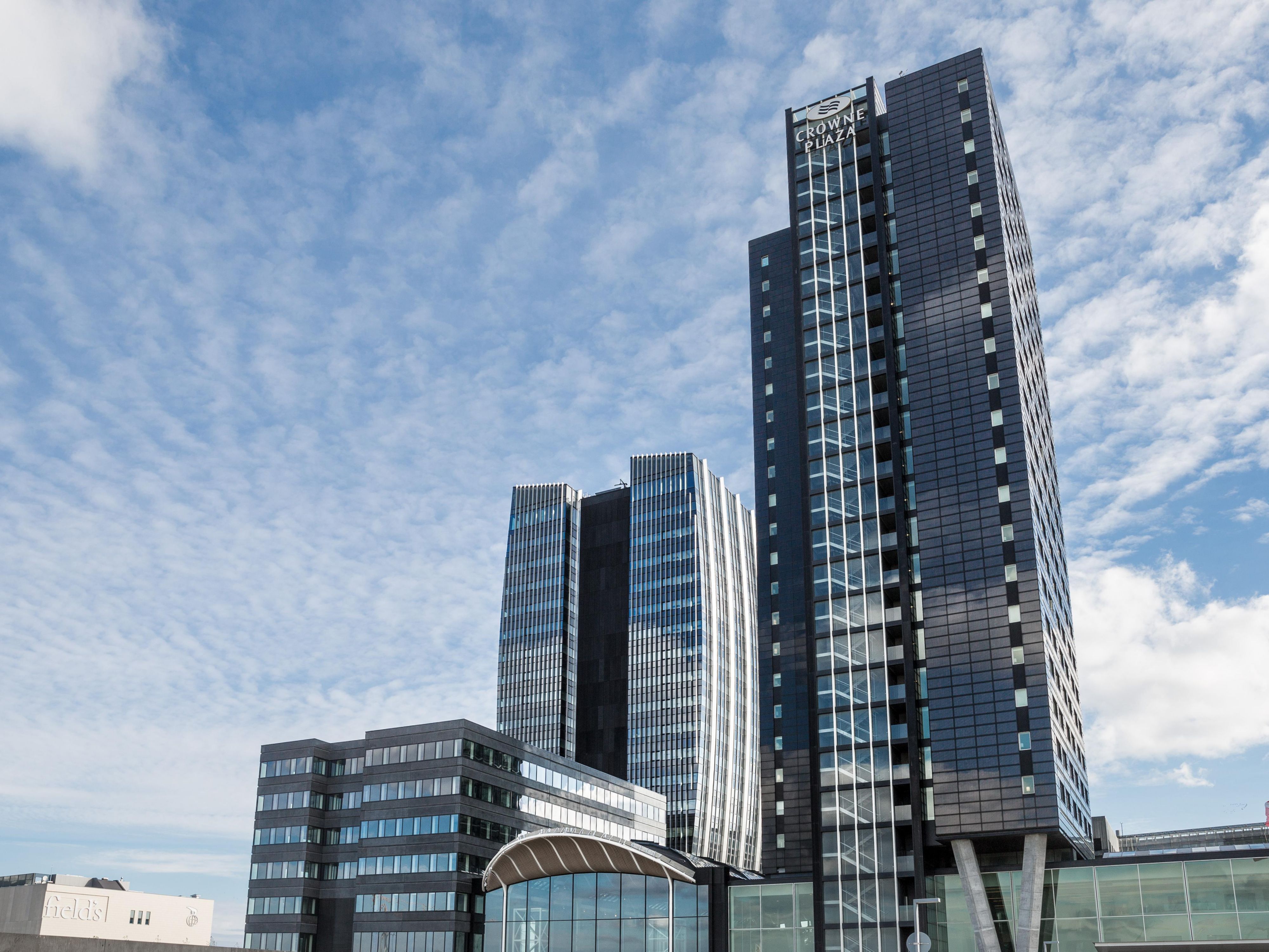 Crowne Plaza Copenhagen Towers is covered with solar panels