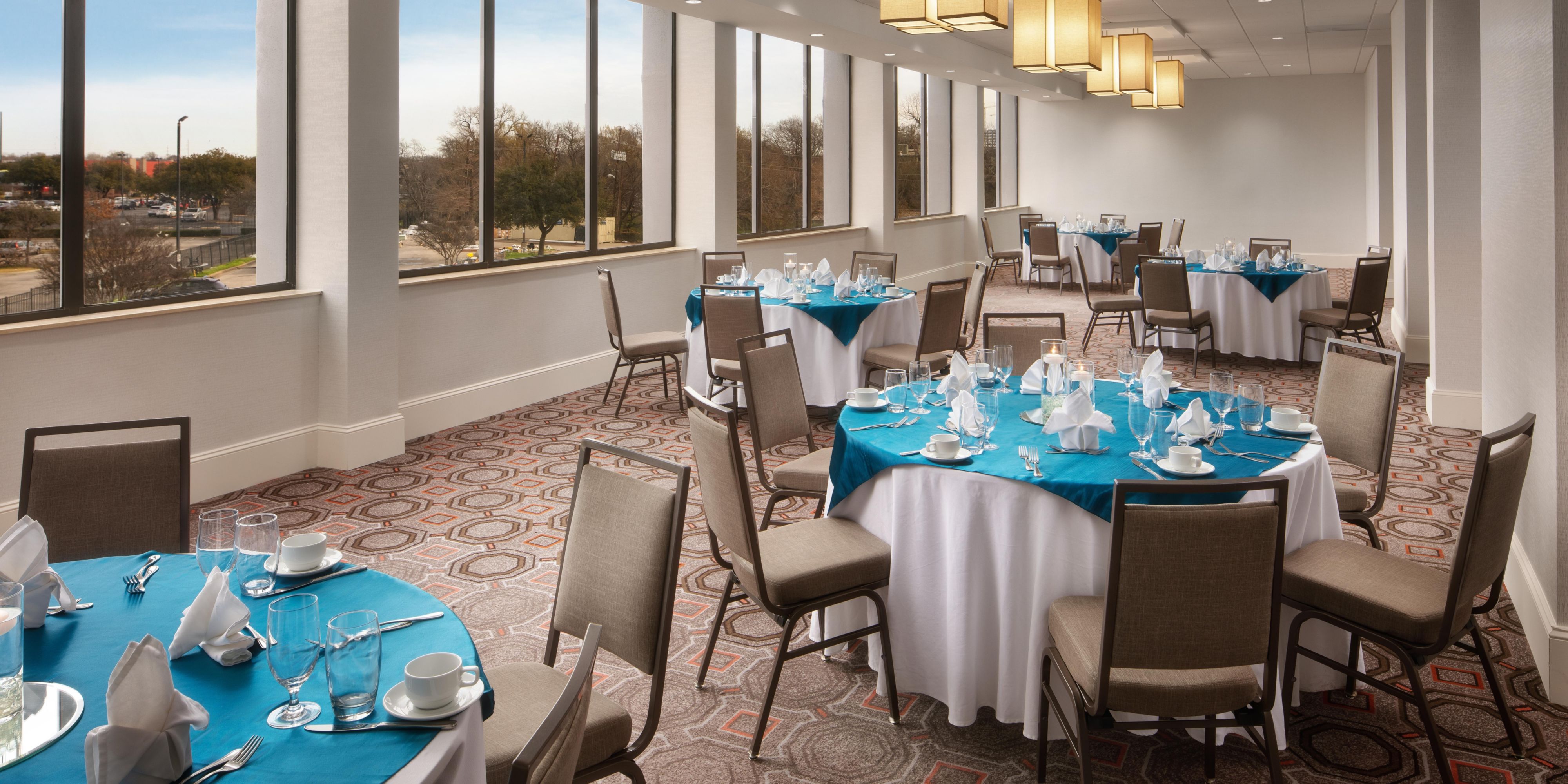Featuring 12,000 square feet of flexible meeting space, our hotel is ideal for all event types. All conference rooms have free high-speed Internet and Wi-Fi and are outfitted with audio-visual technology for productive meetings. Our hotel's Meetings Director will help you plan an unforgettable event and ensure every detail is taken care of.