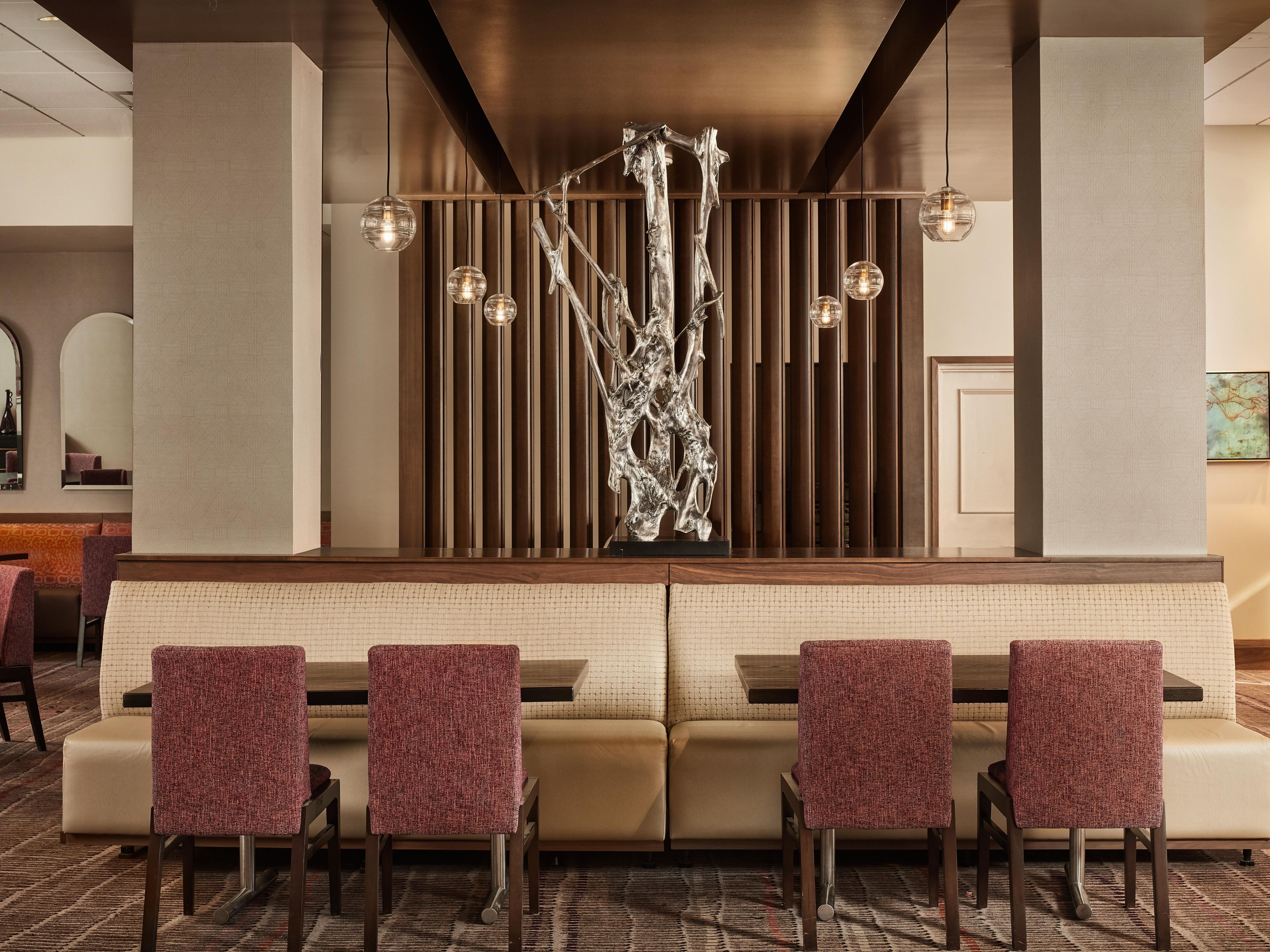 This fantastic deal features a $30 daily credit for food and drinks that you can use at your discretion. Whether you choose to enjoy appetizers and drinks at our bar or dine at our onsite restaurant, Bristol Bar and Grill, the choice is yours!