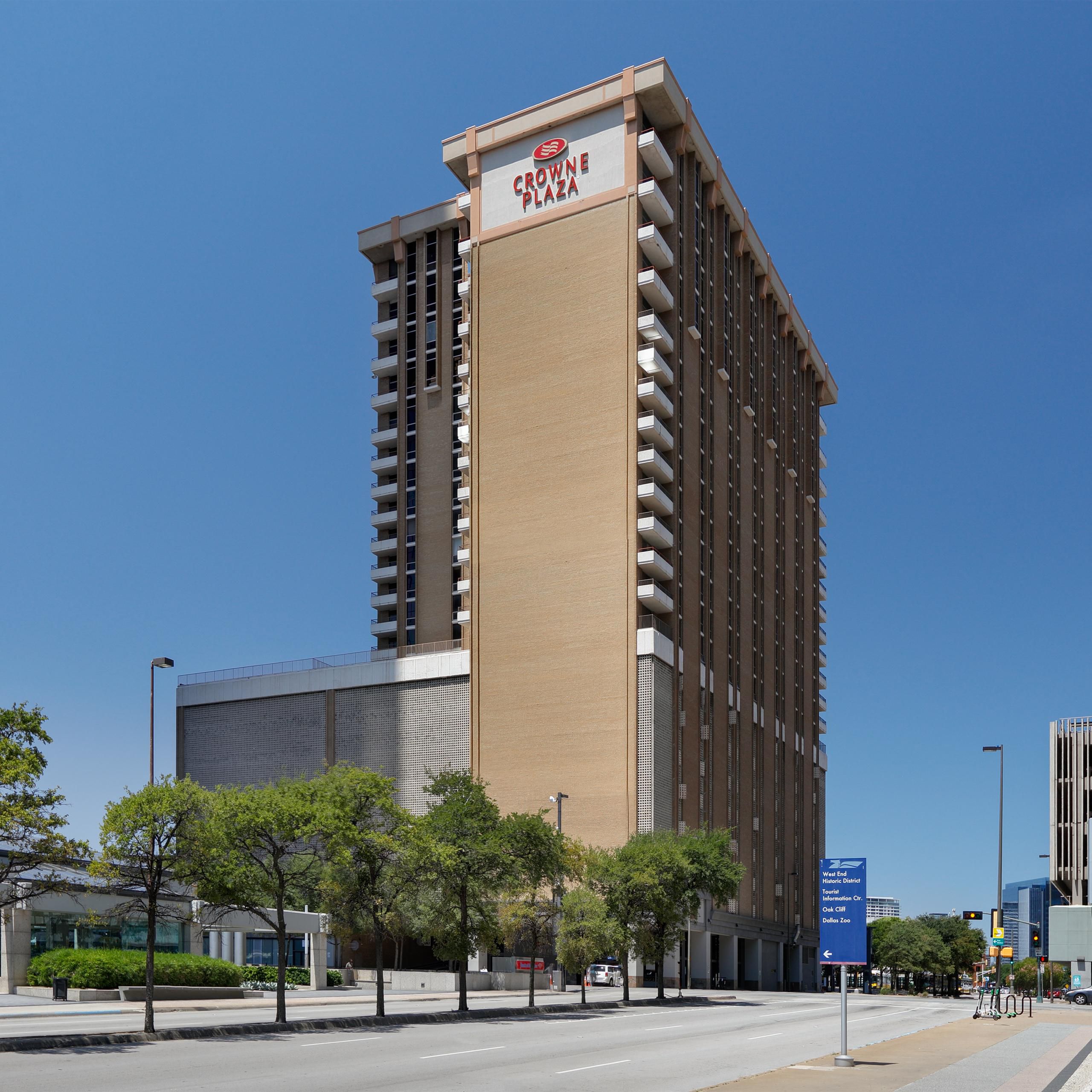 Hotels in Downtown Dallas, TX | Crowne Plaza Downtown Dallas