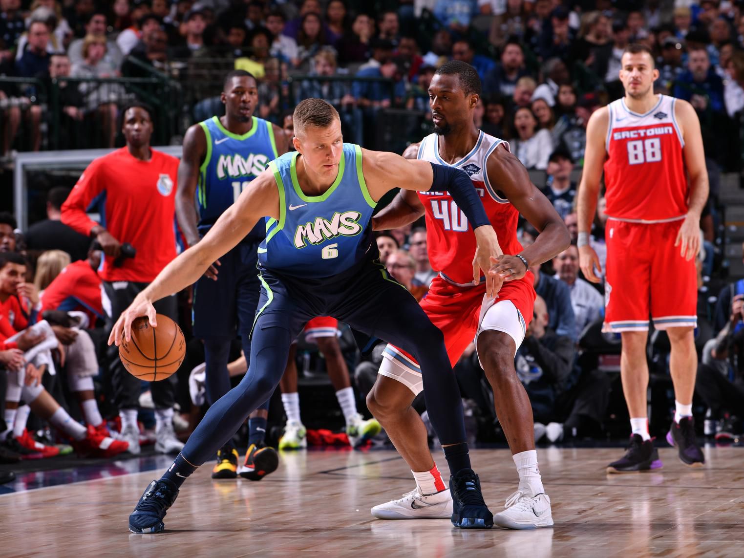 American Airlines Center is less than 1 mile from the Crowne Plaza Dallas Downtown!  Check out an NBA game while you are in Dallas!