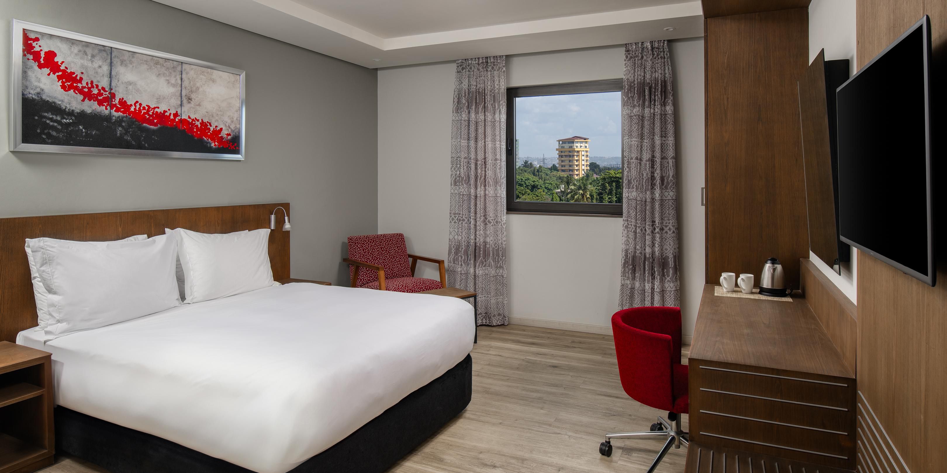 Escape the routine and indulge in a luxurious weekend staycation perfectly designed to offer a refreshing break without the need for extensive travel. Our weekend package provides everything you need for a memorable experience and it includes breakfast.