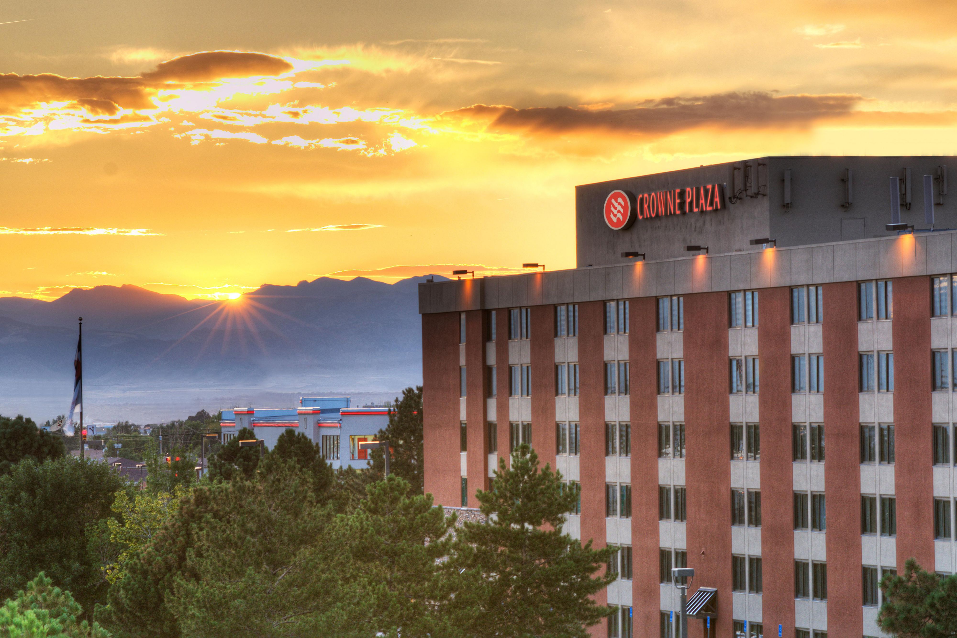 Best hotel just minutes away from the Denver International Airport