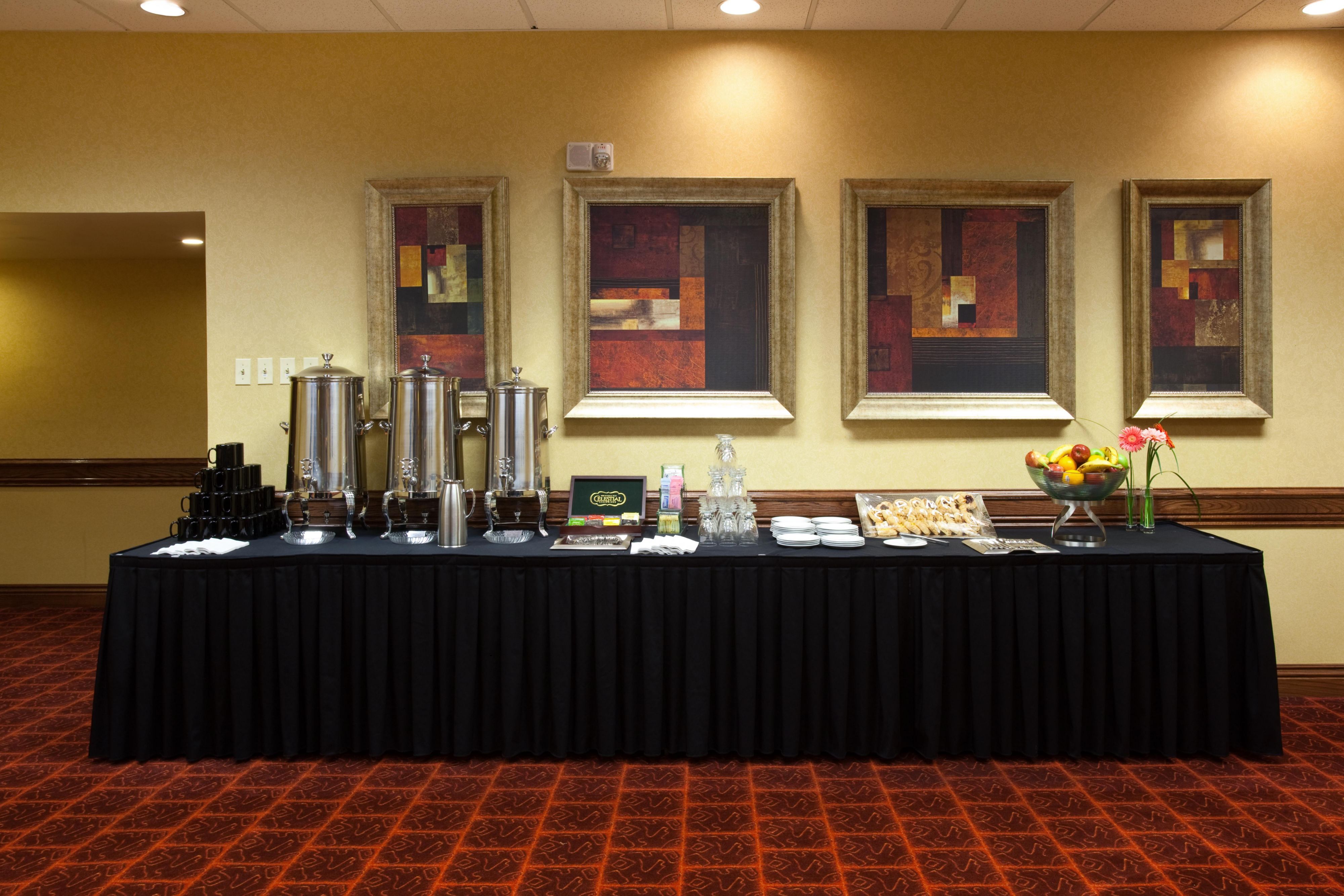 Full five-star amenities with in-house catering, coffee and tea.