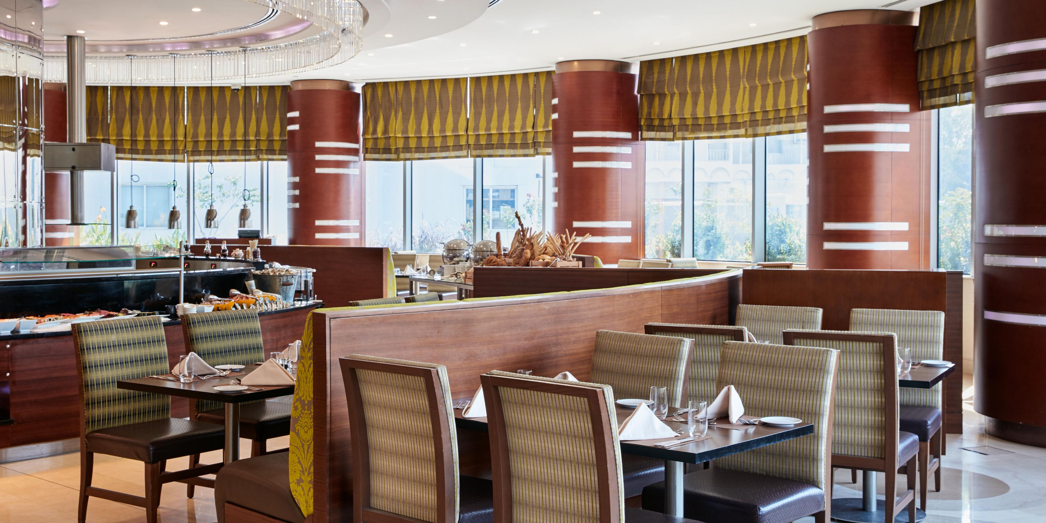 Restaurants Near Doha - Crowne Plaza