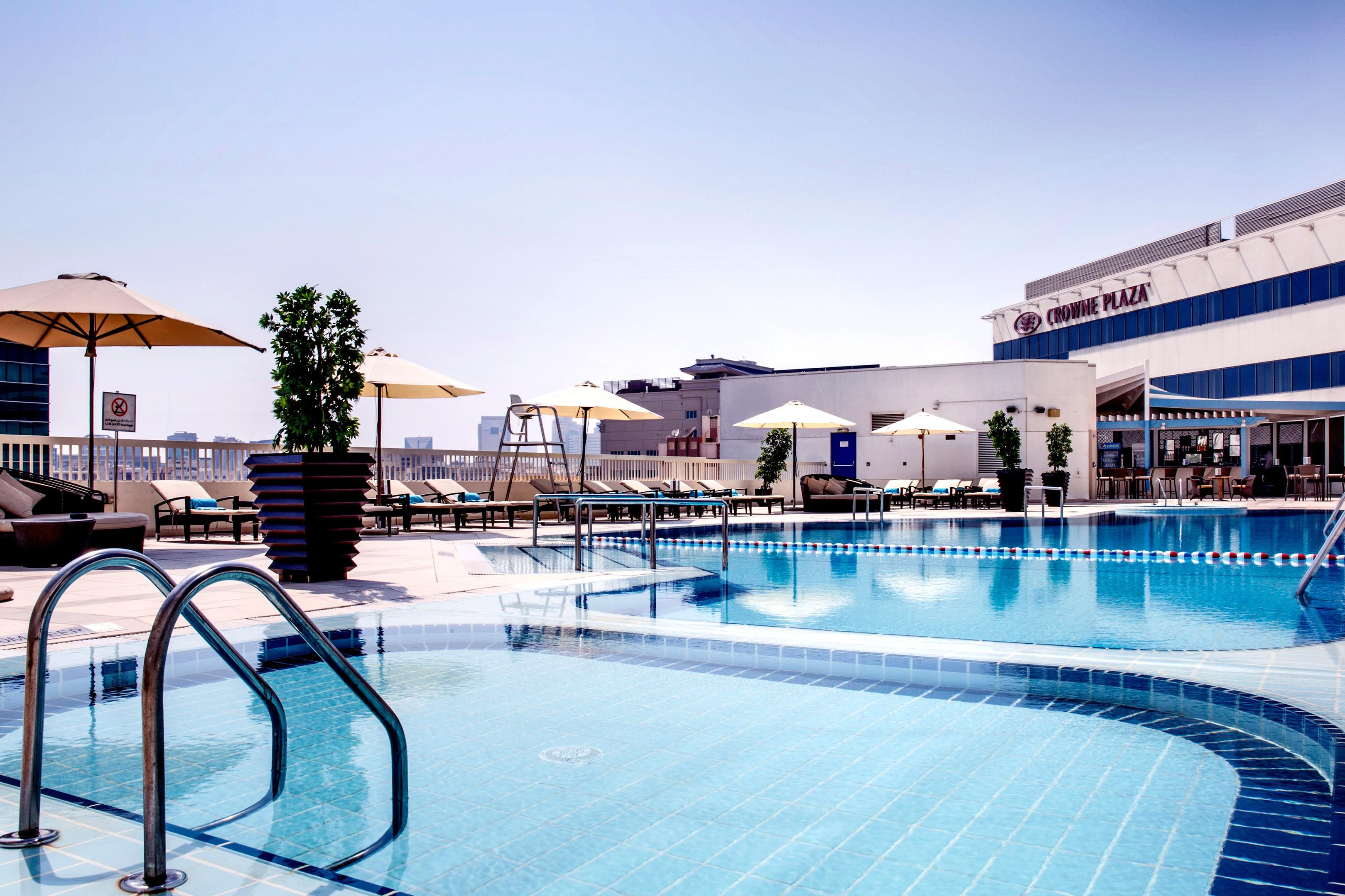 Crowne Plaza Dubai-Deira - 5 star hotel in Dubai - ROOFTOP POOL
