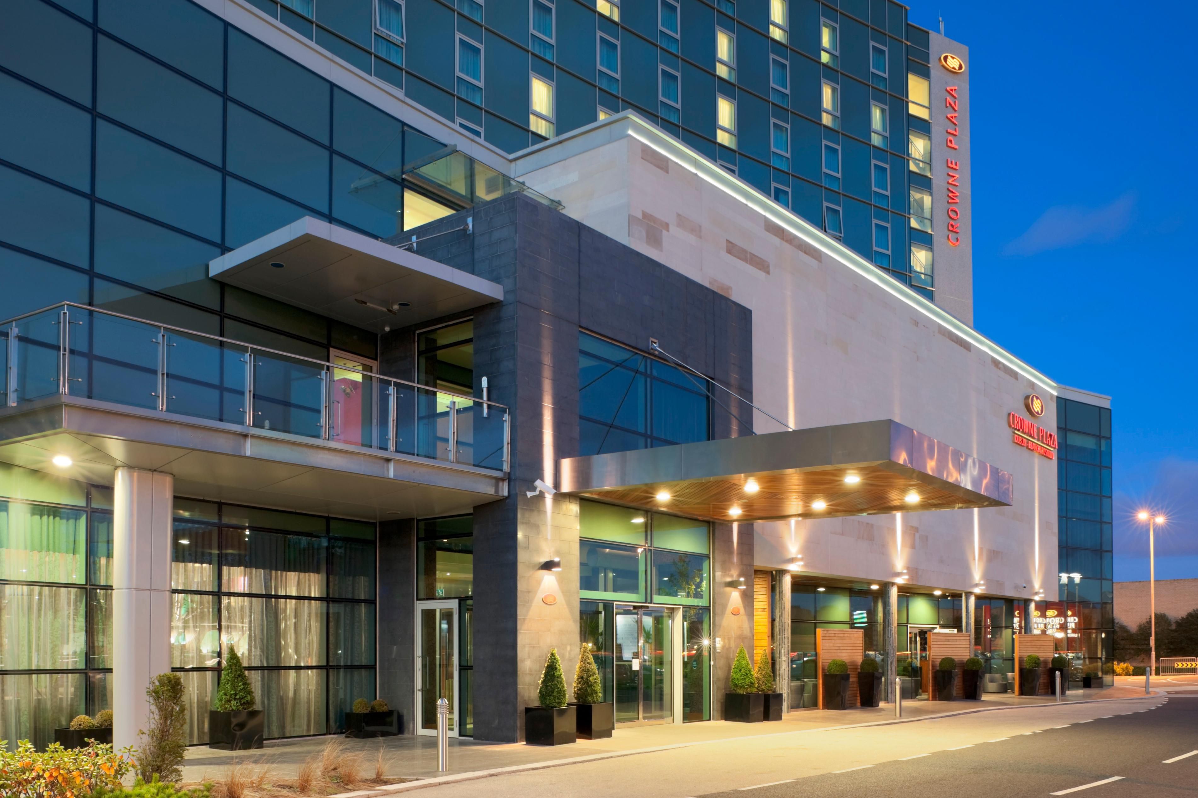 business-hotel-crowne-plaza-dublin-blanchardstown