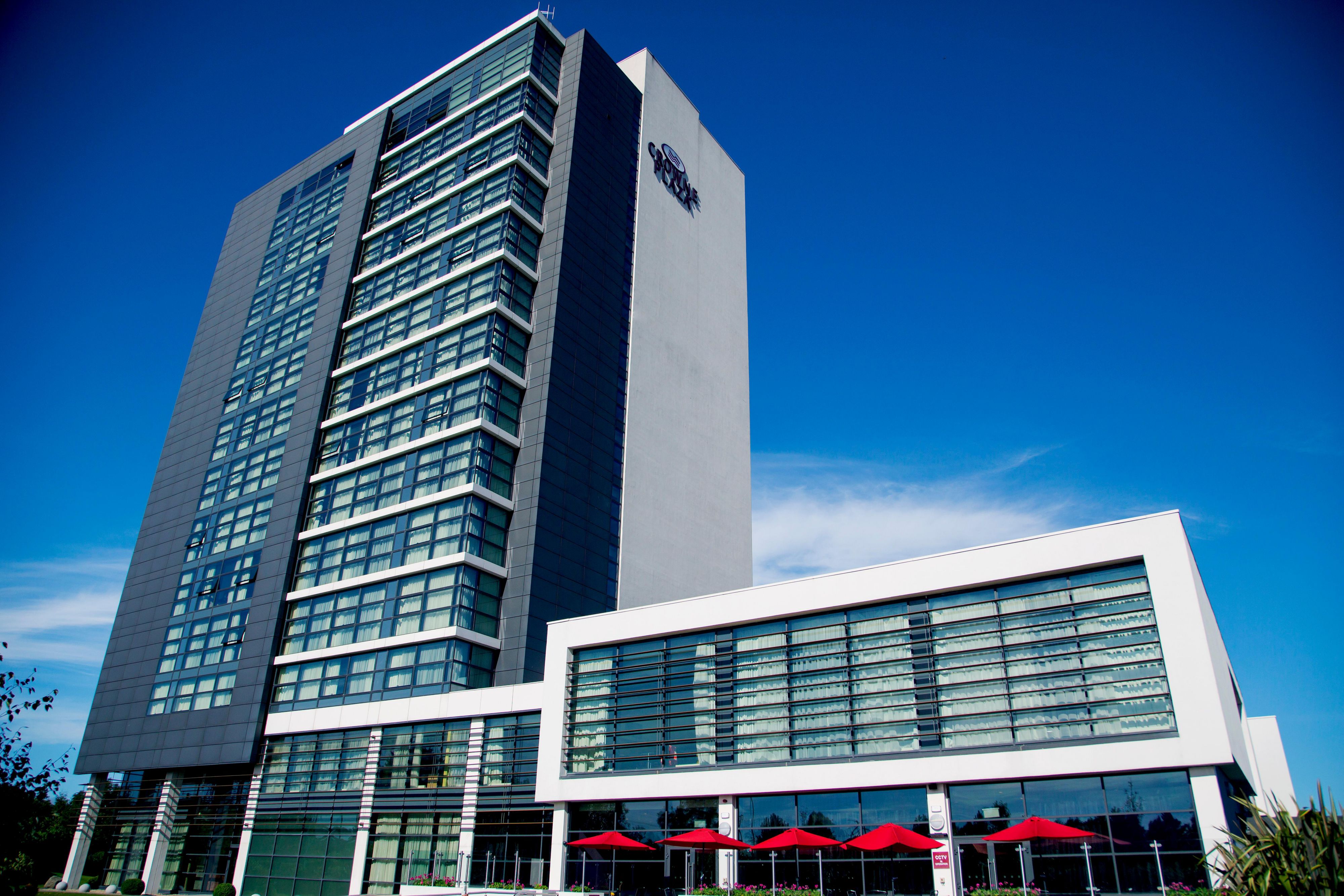 business-hotels-near-dundalk-crowne-plaza-dundalk