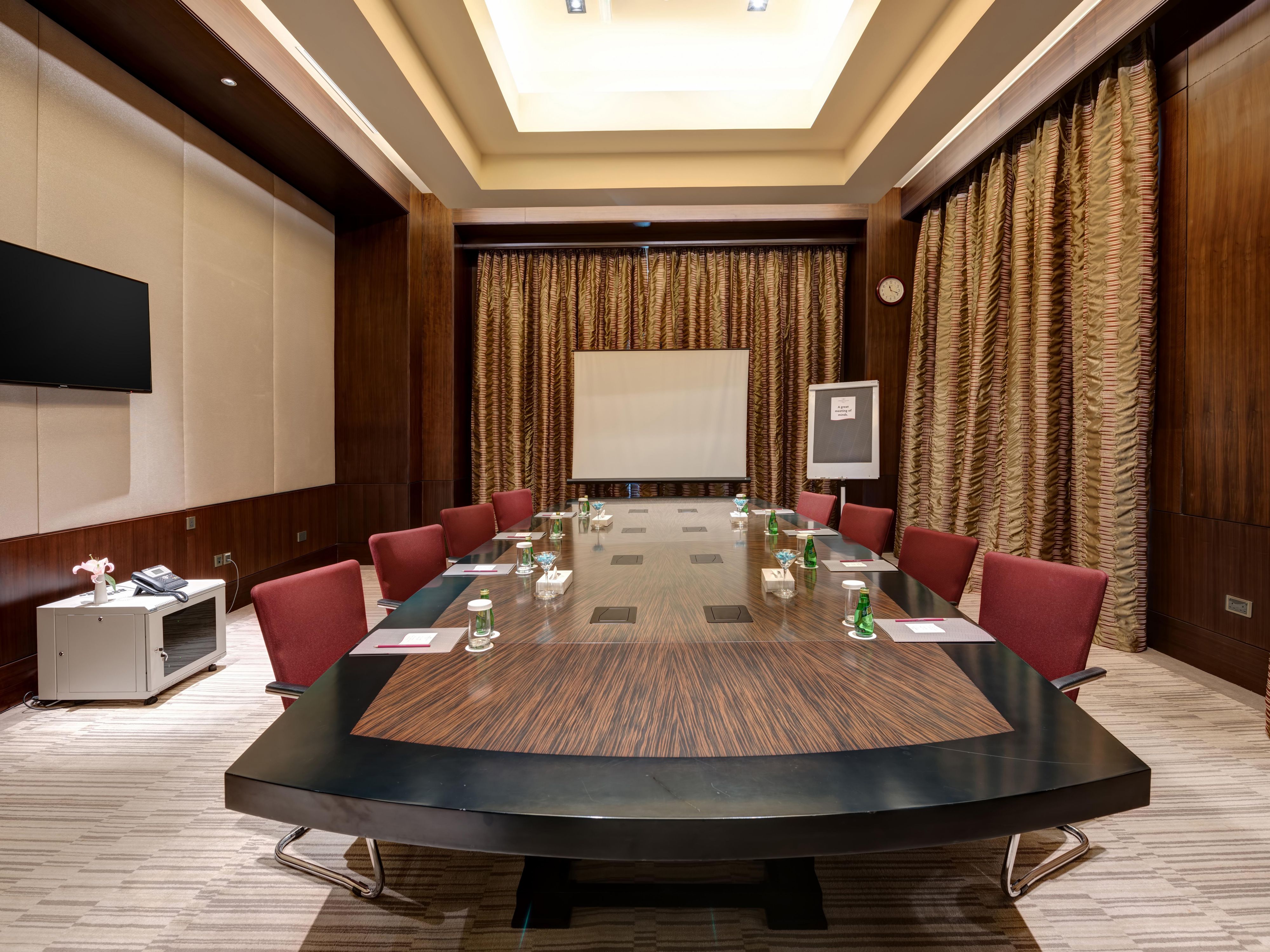 With four spacious meeting rooms across our property, the Crowne Plaza Duqm is where business and leisure meet in one location.