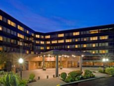 Crowne Plaza Edison in New York City, New York