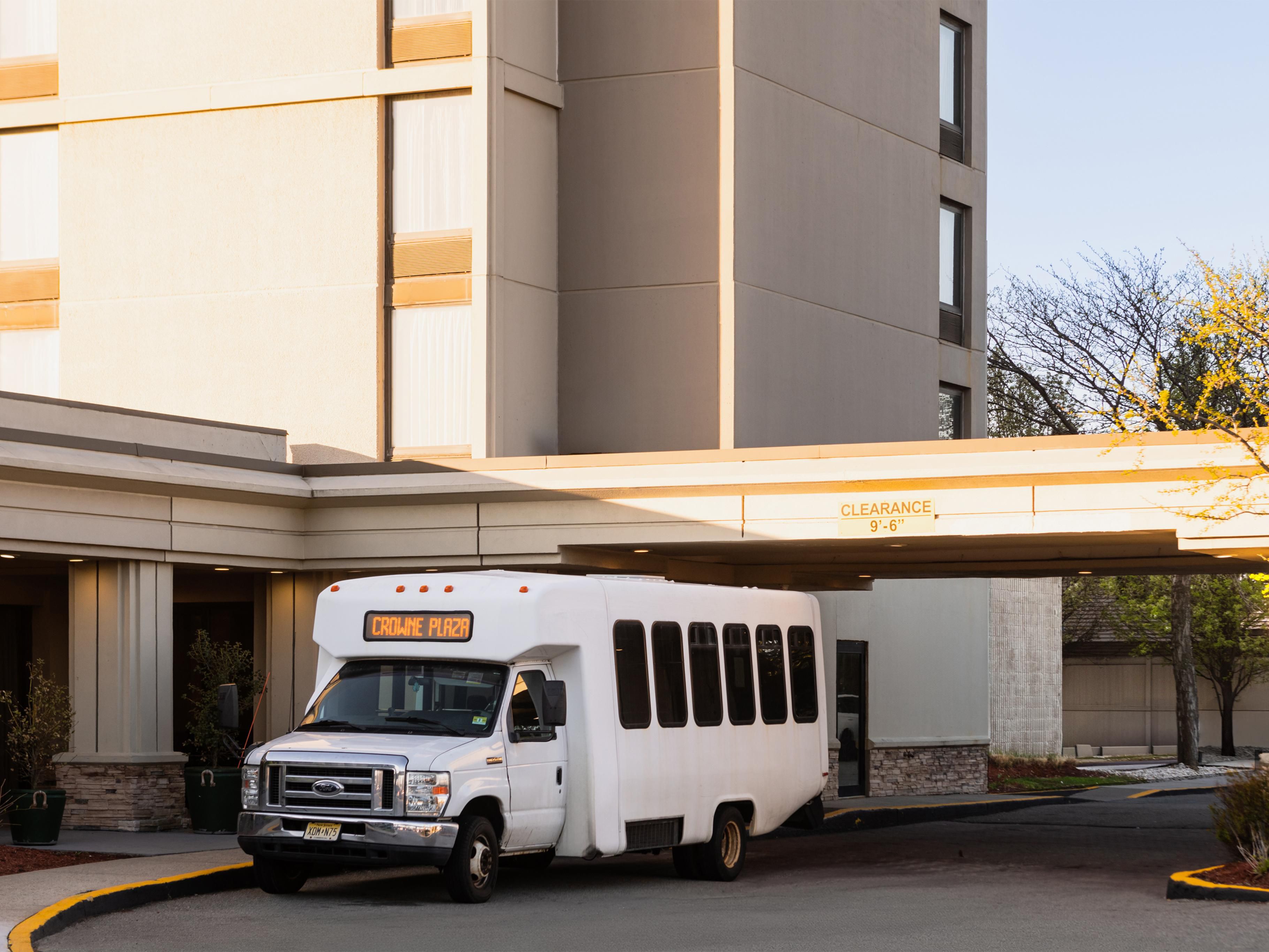 Enjoy seamless travel with our 24-hour complimentary shuttle to and from Newark Liberty International Airport (EWR). You don’t need to worry about traffic or parking at the airport. Our hassle-free shuttle runs every 30 minutes on the hour and takes you right to the door so you can rest easy knowing you won’t miss your flight.
