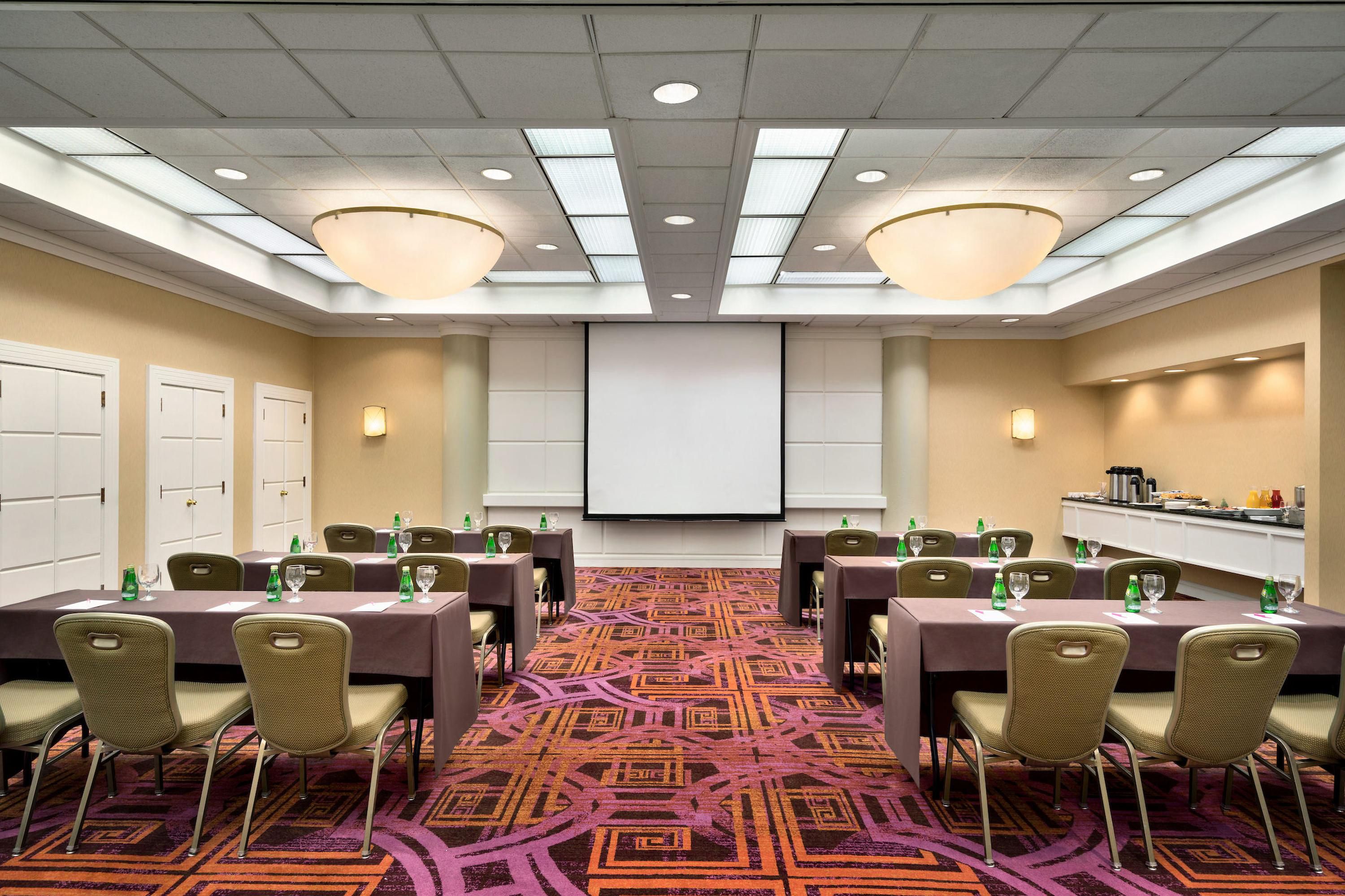 Our Fairleigh Room is perfect for small, private meetings.