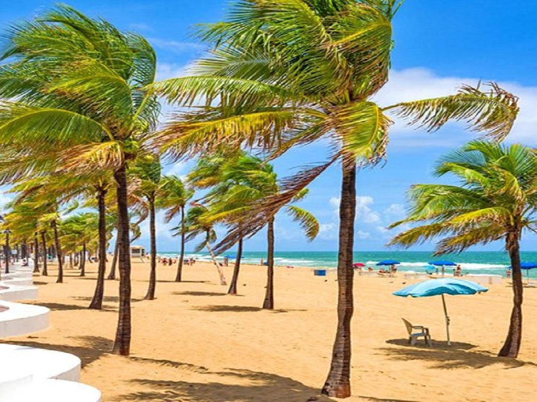 We are just a few minutes drive to the beautiful beaches of Fort Lauderdale.