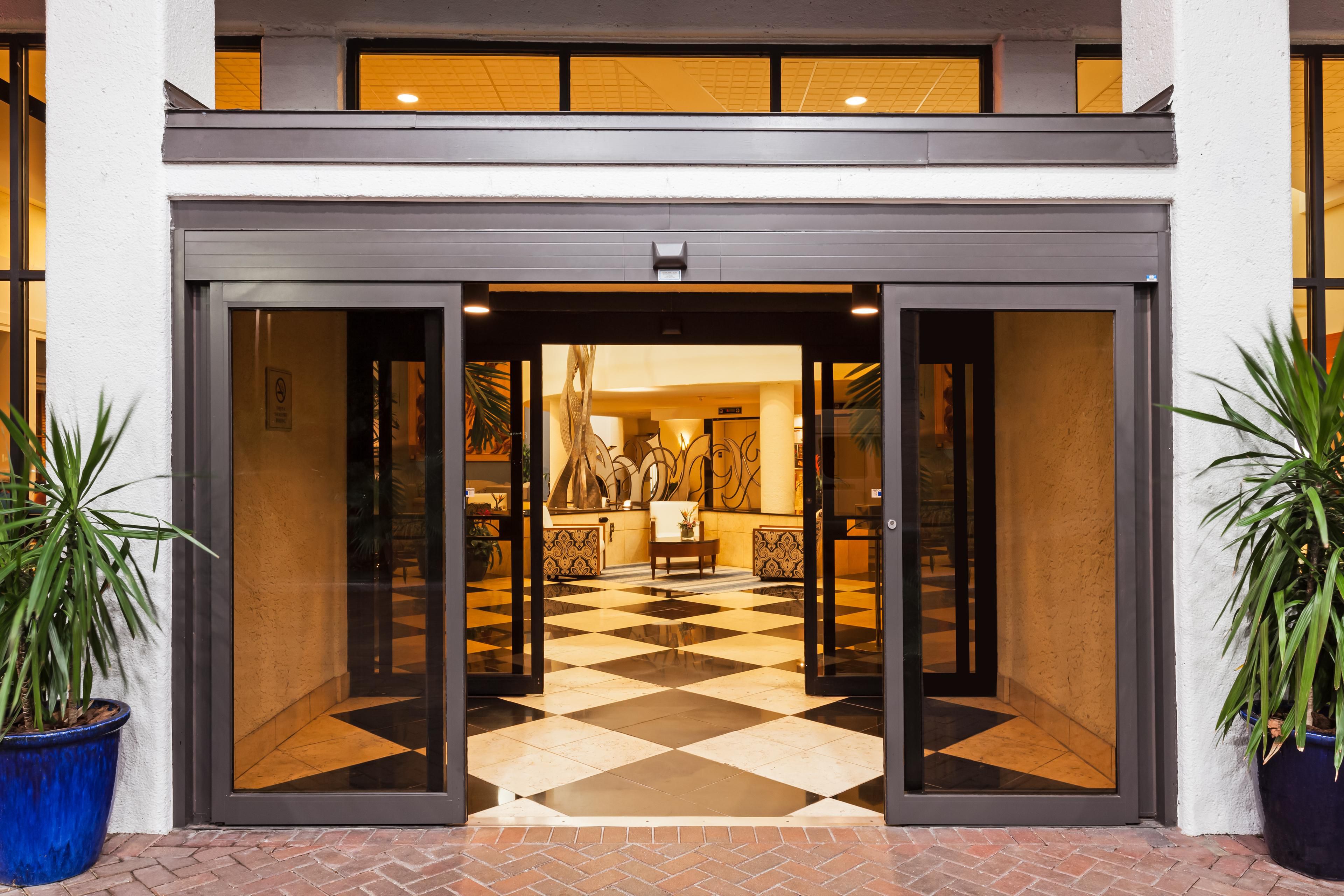 Business Hotel in Fort Myers Crowne Plaza Fort Myers at Bell Tower Shops