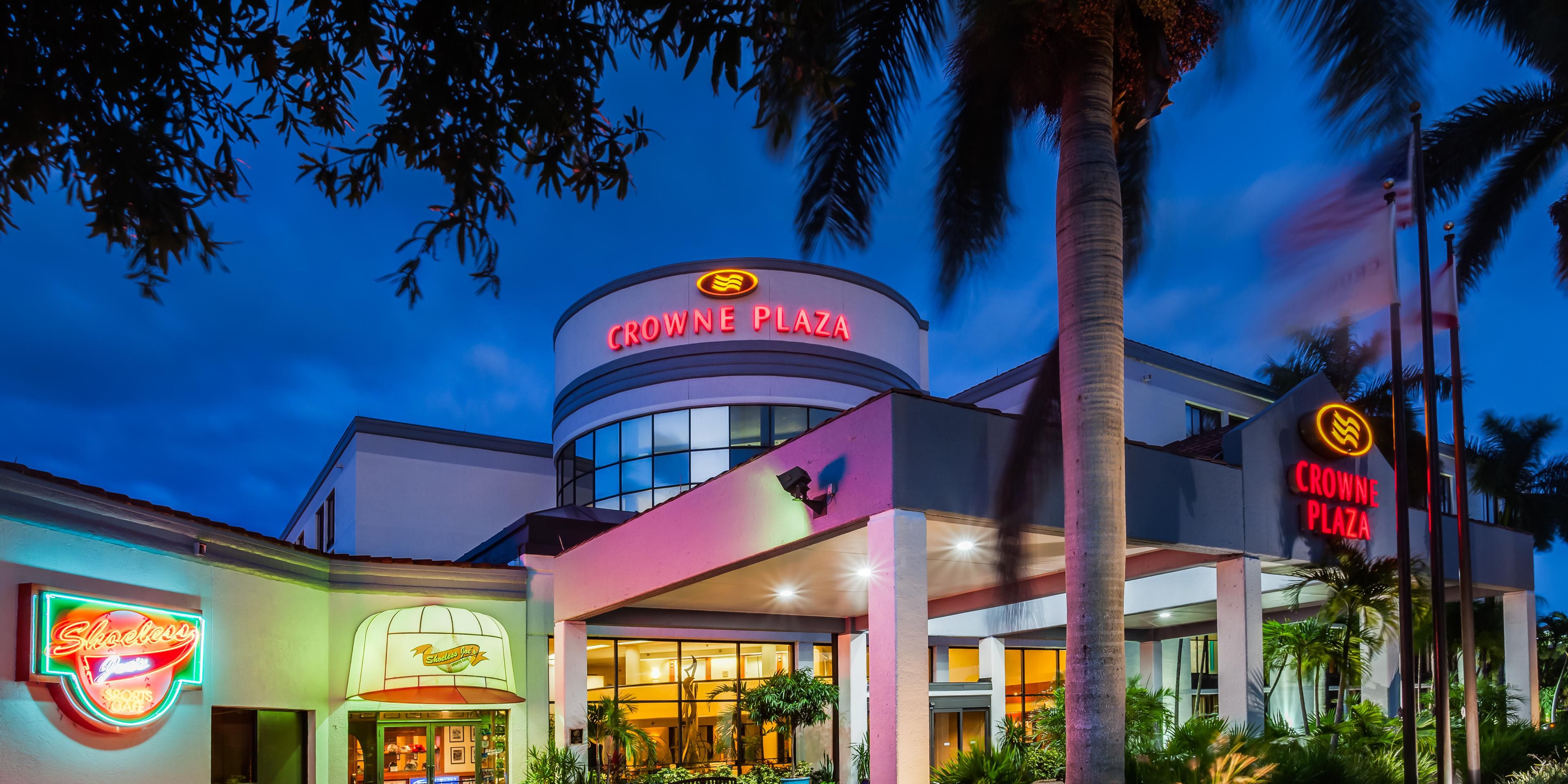 Crowne Plaza Fort Myers At Bell Tower Shops Map & Driving Directions