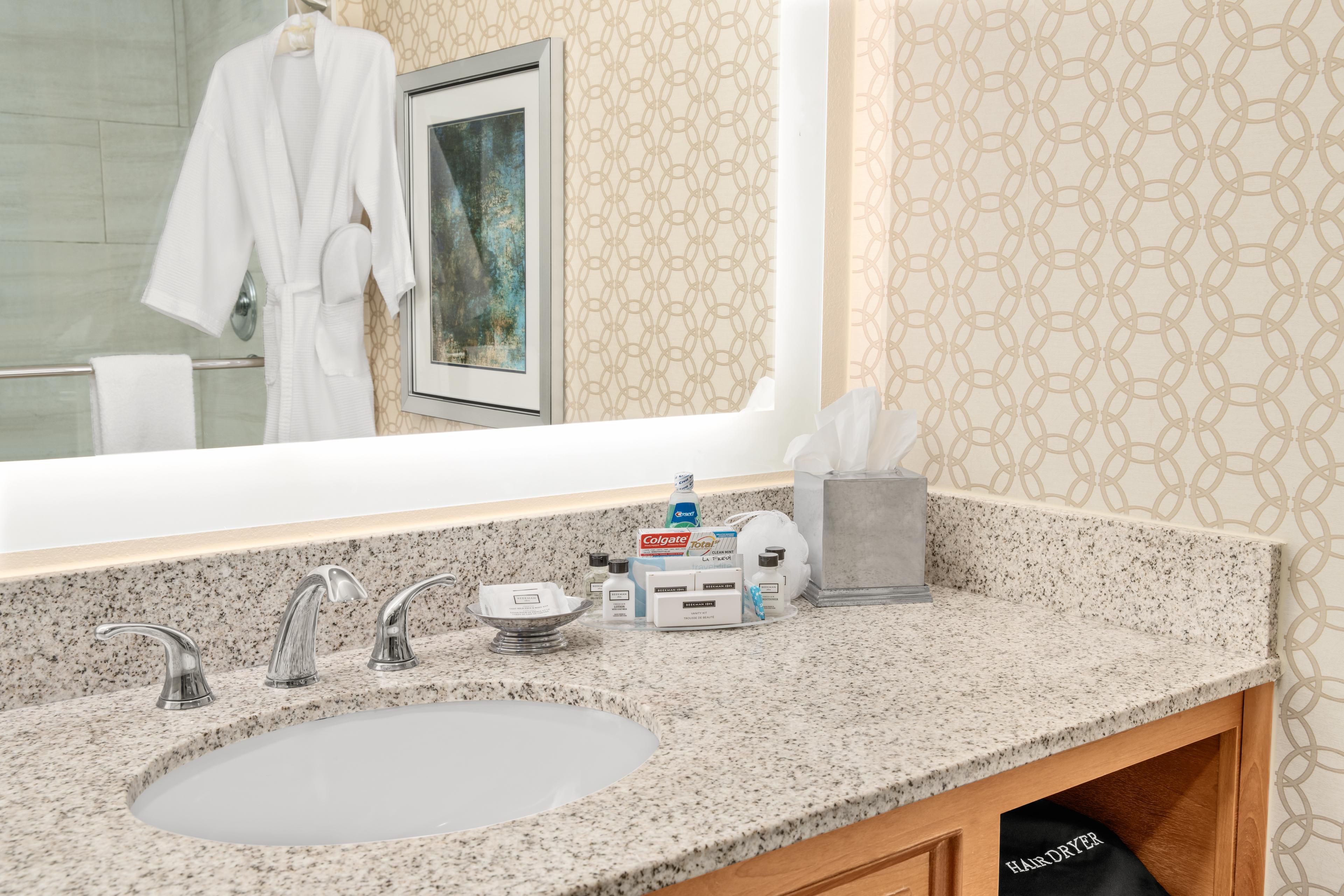 Crowne Plaza Fort Myers At Bell Tower Shops