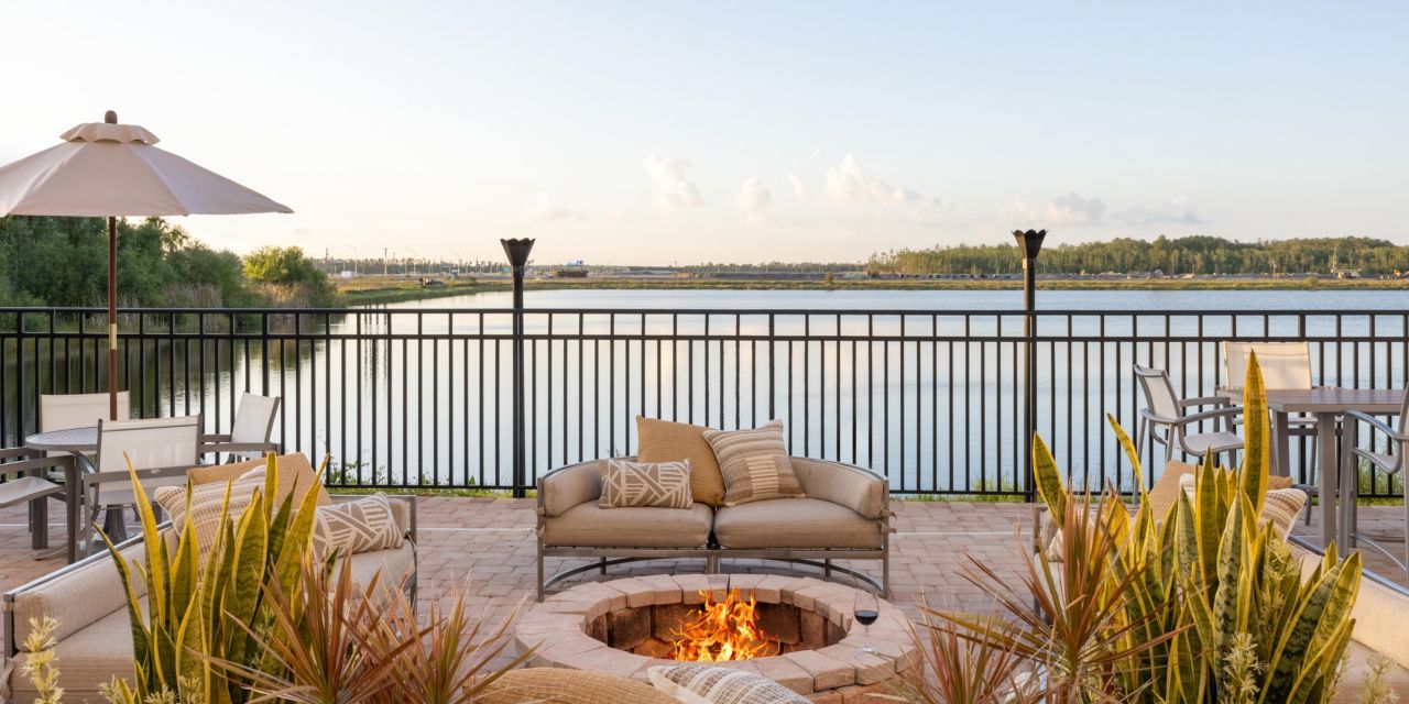 Crowne Plaza Fort Myers Gulf Coast Hotel
