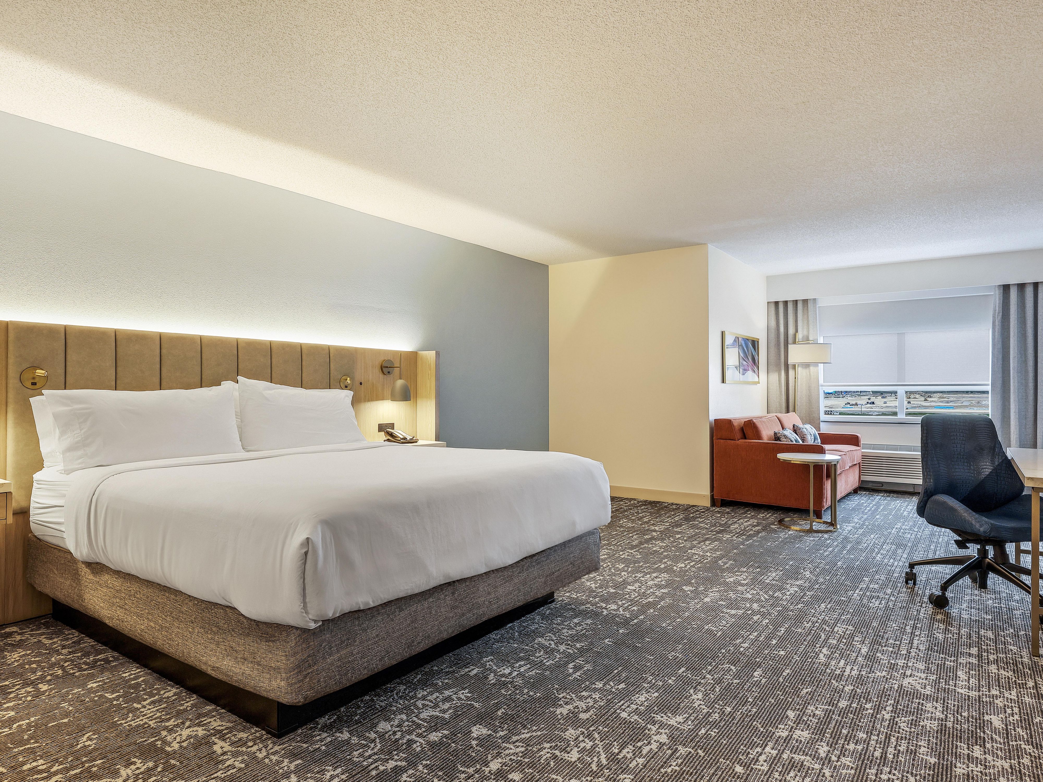 Hotel guestroom
