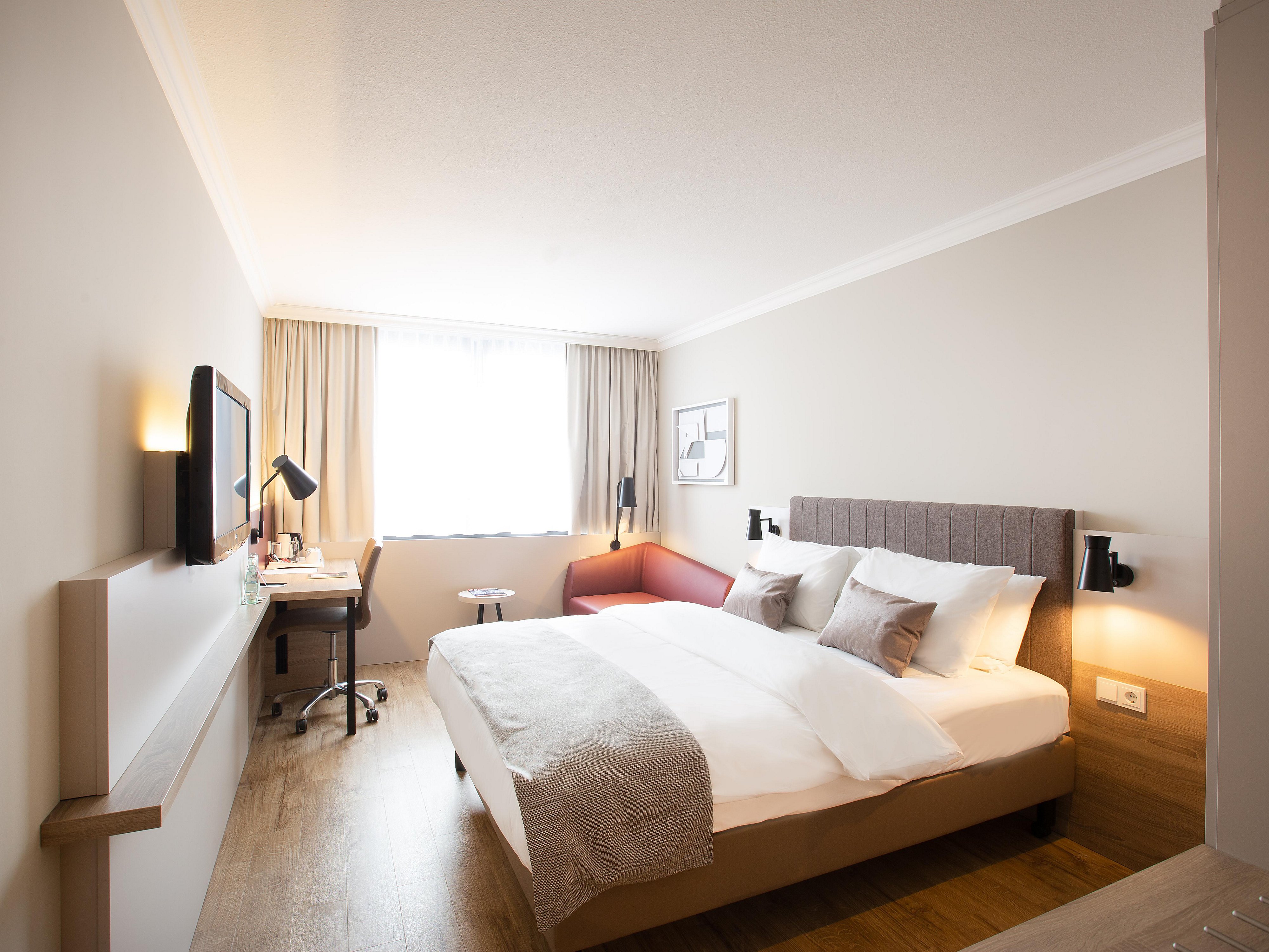 Hotels In Frankfurt Niederrad Crowne Plaza Frankfurt Congress Hotel