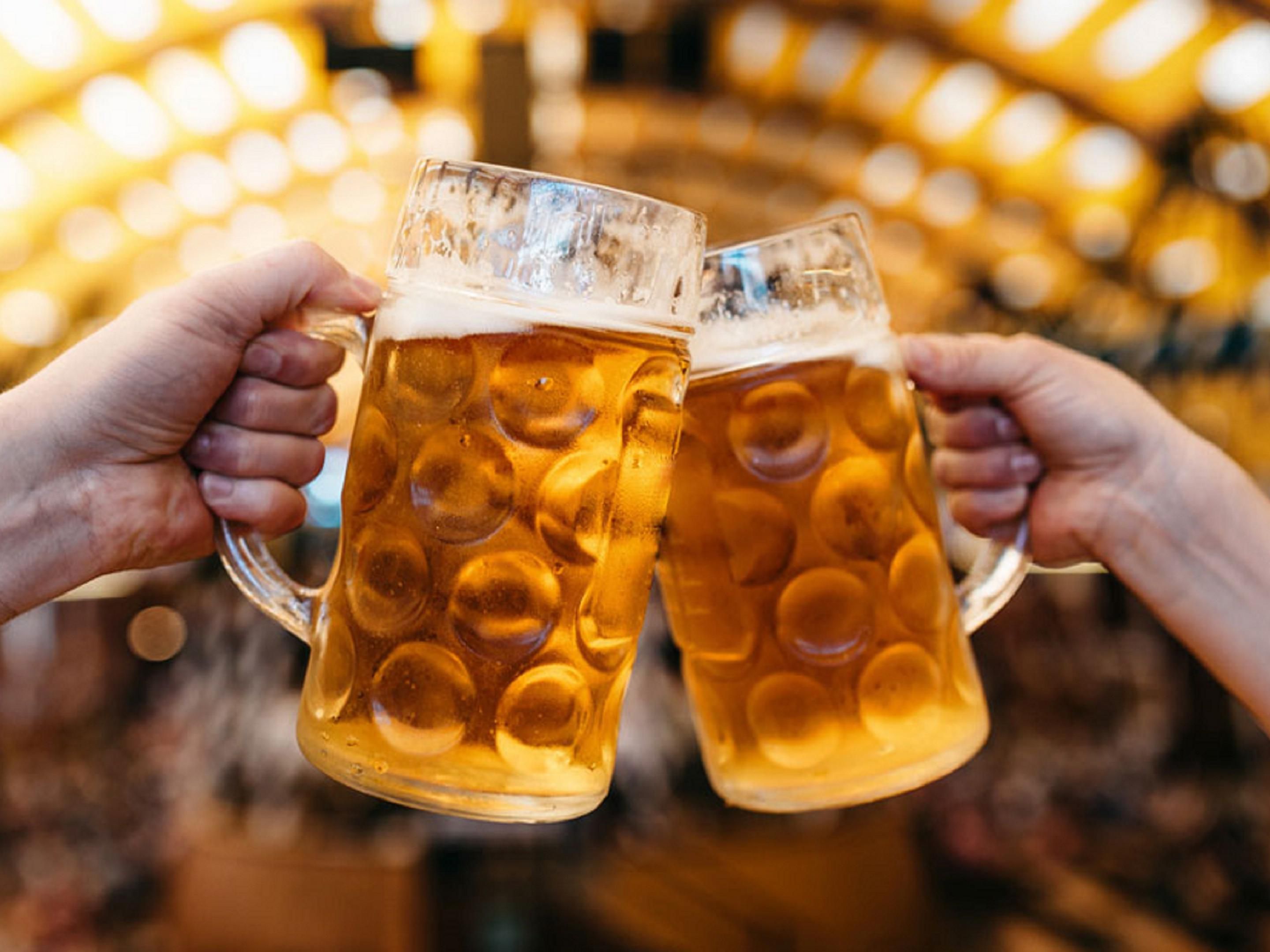 From 18 September to 12 October 2025, celebrate in true Oktoberfest style in Frankfurt with live acts like Vanessa Mai, Mickie Krause, Tim Toupet, and Roy Hammer und die Pralinees. After the party, enjoy a comfortable stay at the nearby Crowne Plaza Congress Hotel Frankfurt. Cheers to good times and gemuetlichkeit!