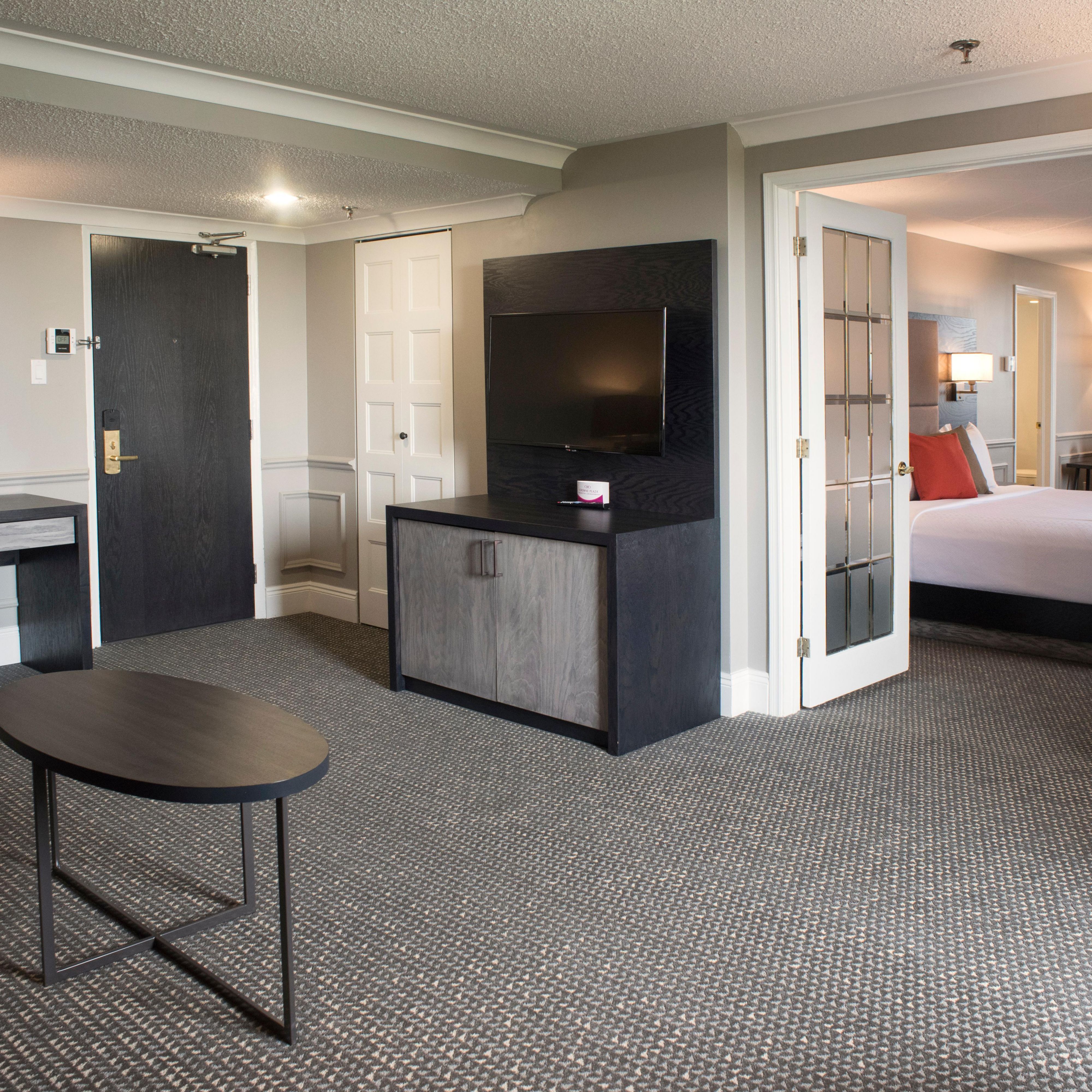 If you’re looking for extra space, book our Club Floor King Suite