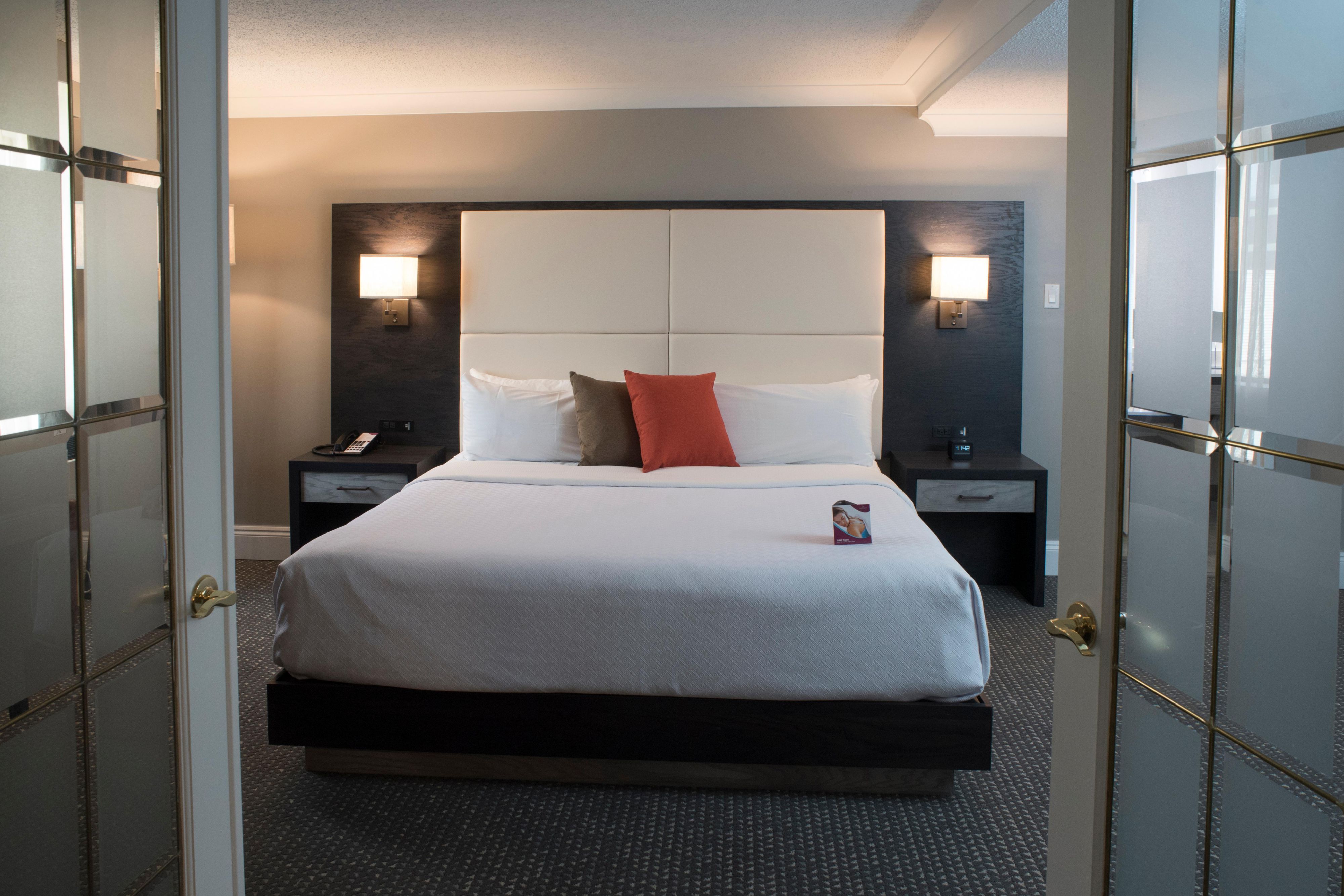 Indulge yourself in our warm, welcoming Lord Beaverbrook Suite