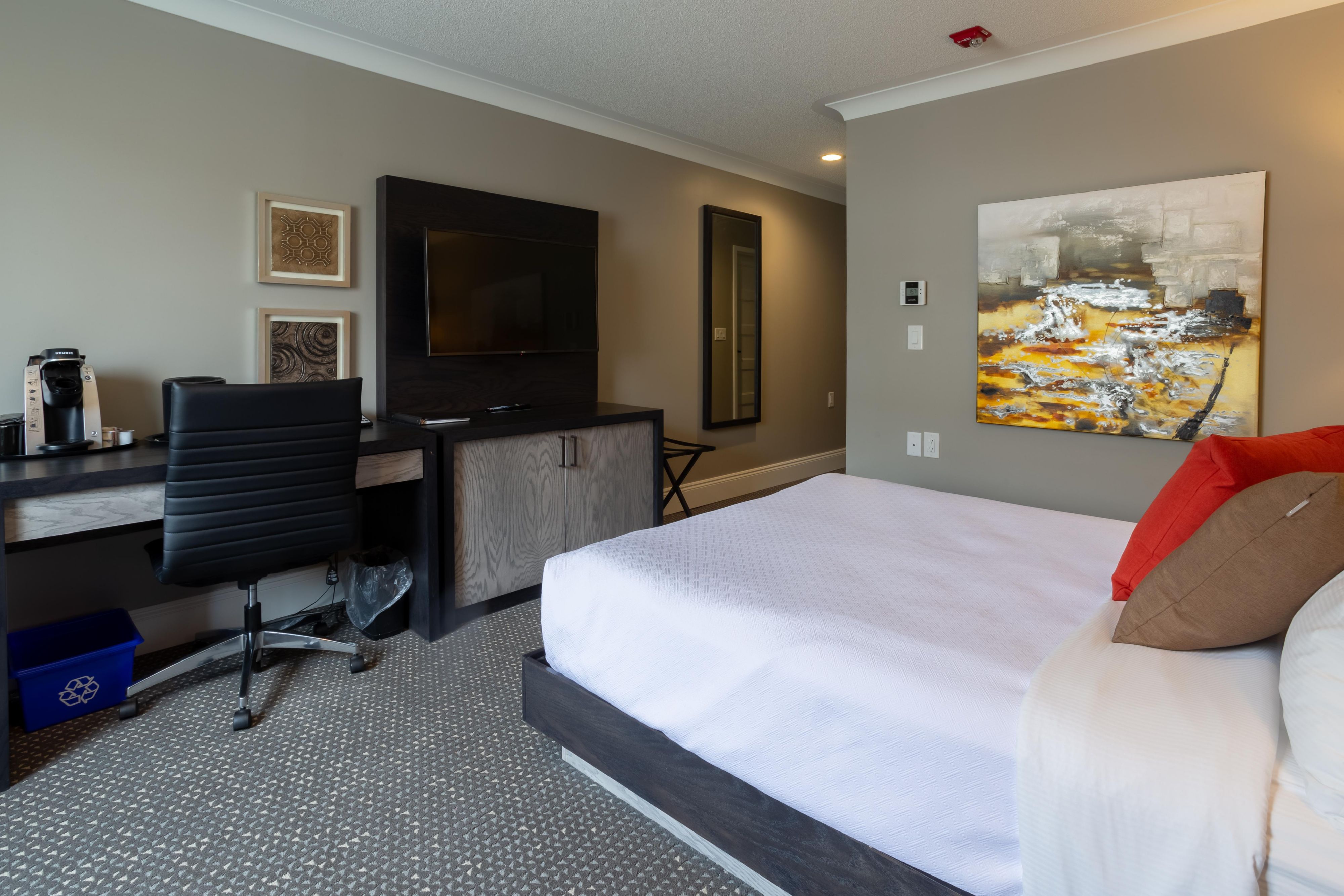 Your comfort is our first priority, Queen Bed Accessible Room