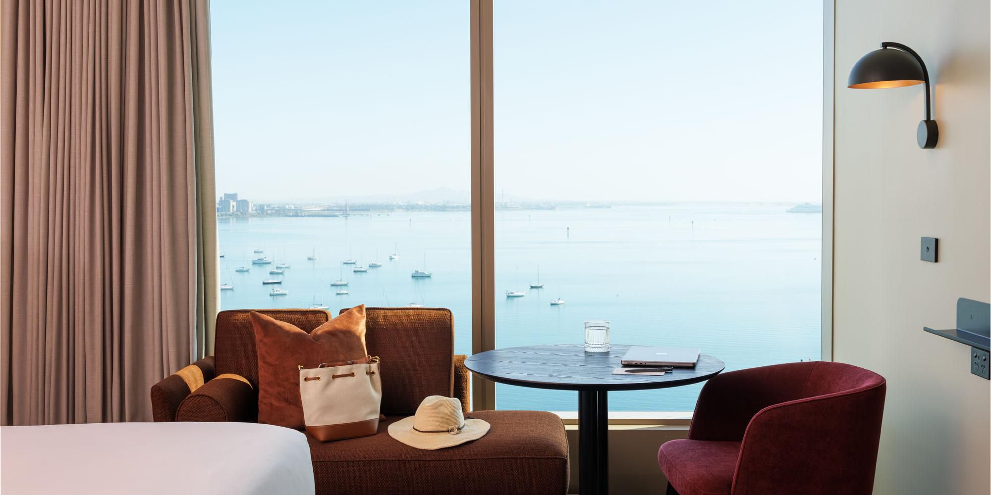 Standard King Room Bay View High Floor