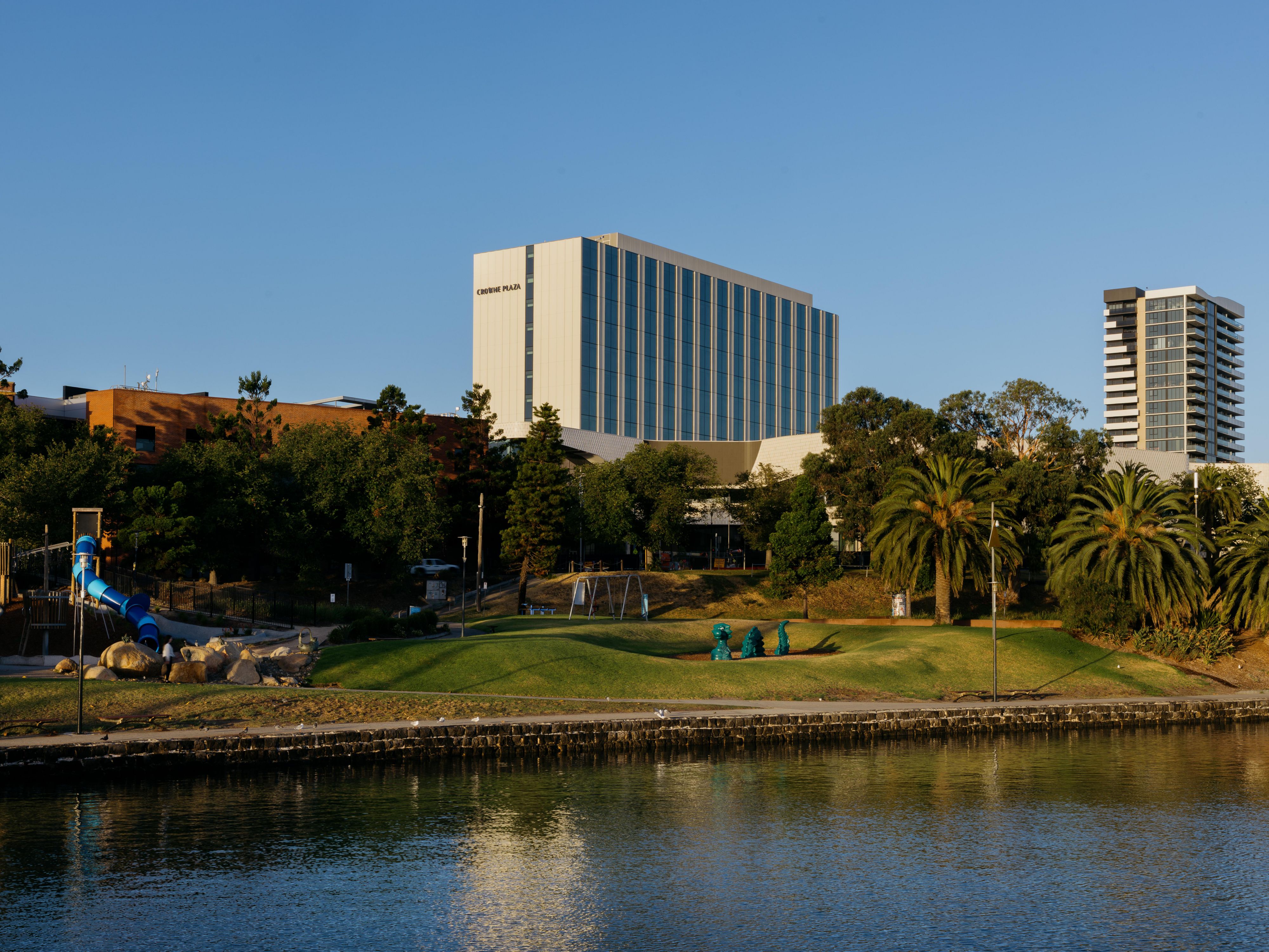 Crowne Plaza Geelong on the Geelong waterfront